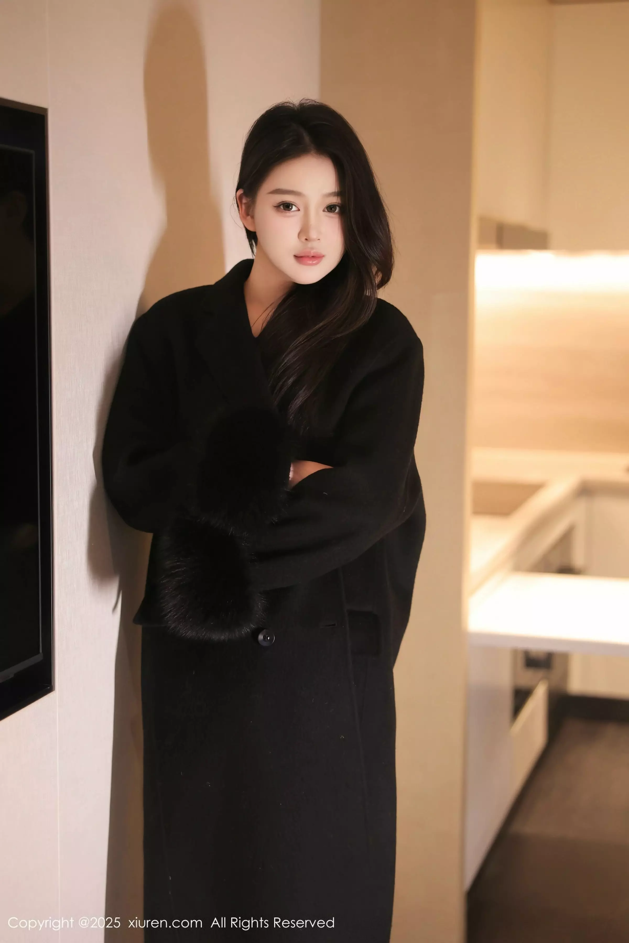 [XiuRen秀人网] 2025.03.21 No.10050 温妮 黑丝美臀 [76P] NO.1