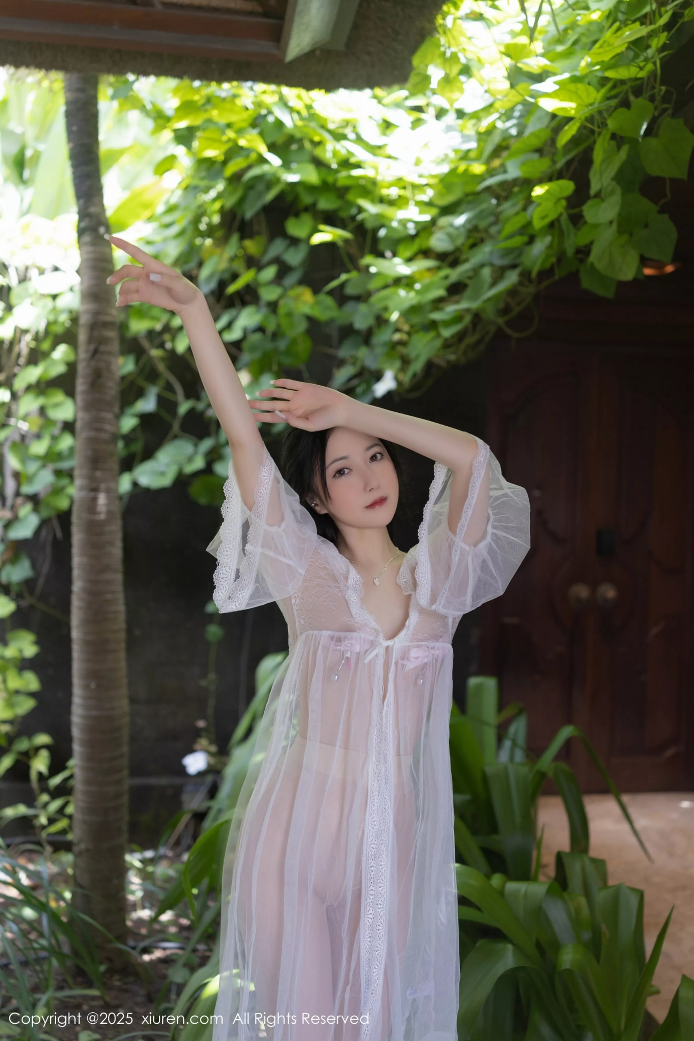 [XiuRen秀人网] 2025.04.18 No.10173 鱼子酱Fish 轻透连衣裙 [80P] NO.6