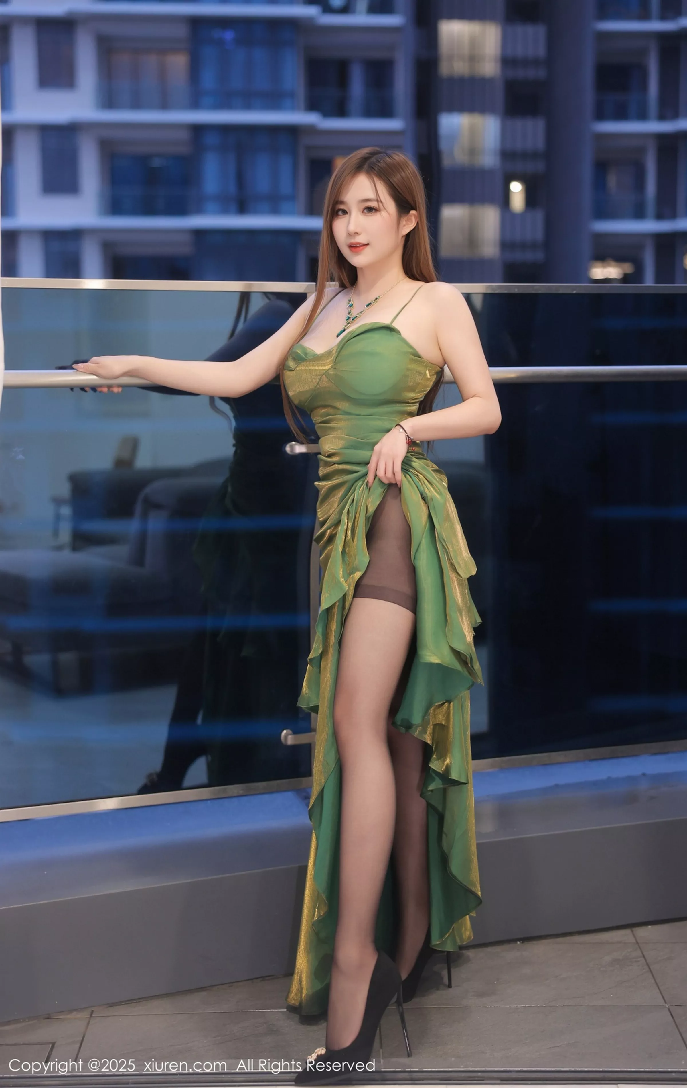 [XiuRen秀人网] 2025.04.18 No.10169 小肉肉咪 极致美腿 [78P] NO.6