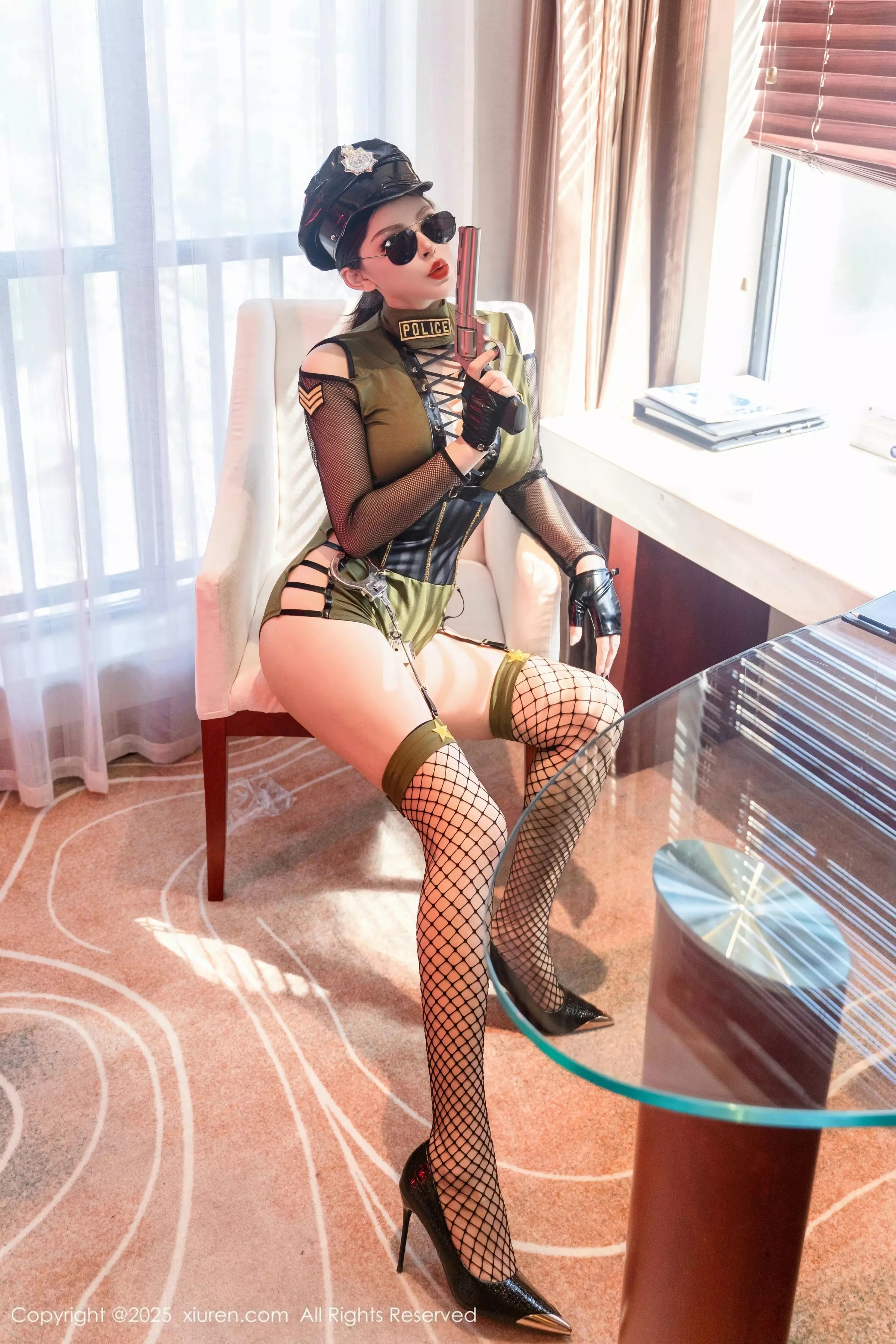 [XiuRen秀人网] 2025.03.25 No.10064 伊丽莎有点白 波涛汹涌 [98P] NO.9