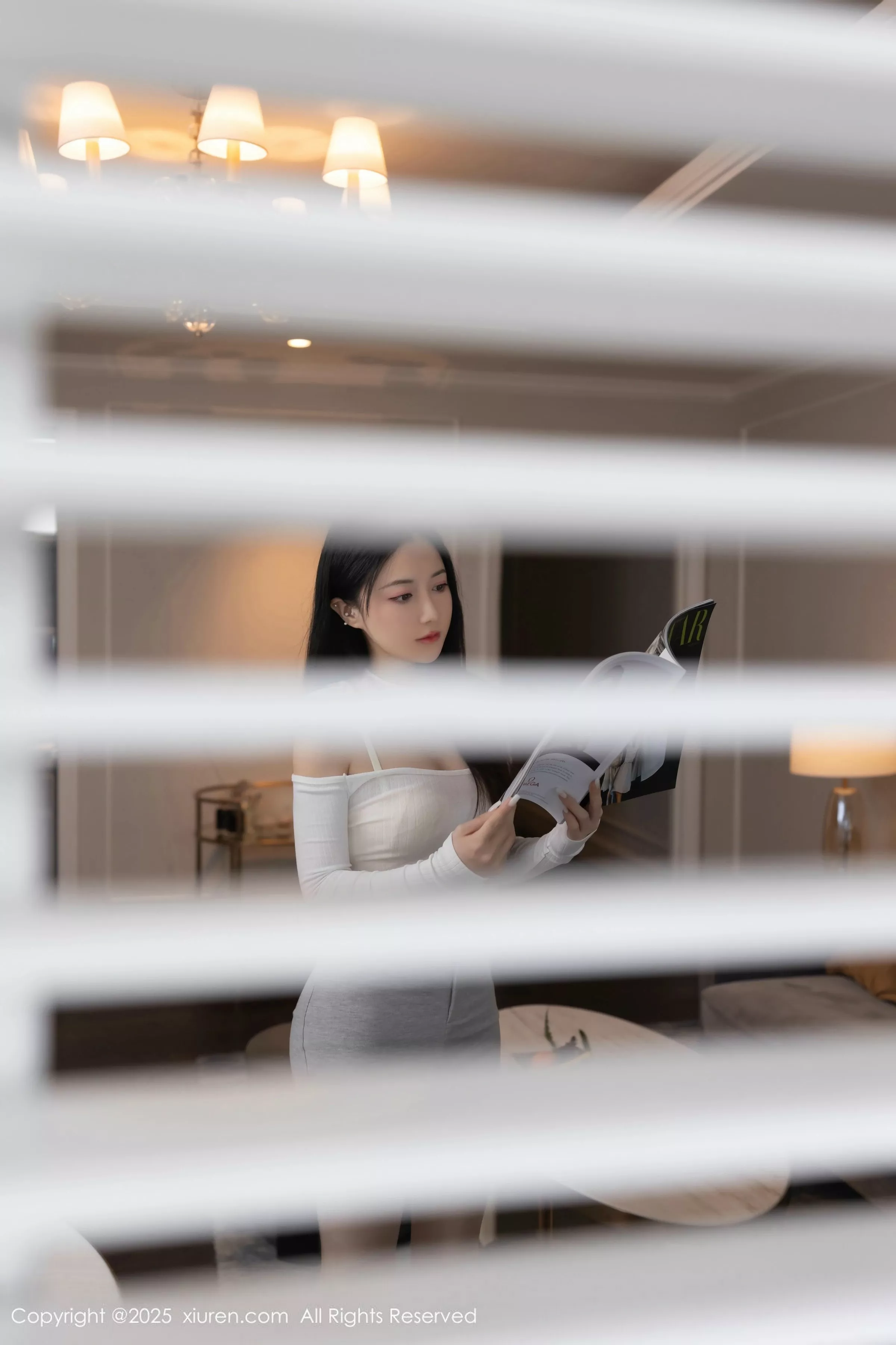 [XiuRen秀人网] 2025.05.09 No.10261 鱼子酱Fish 白色丝袜 [80P] NO.1