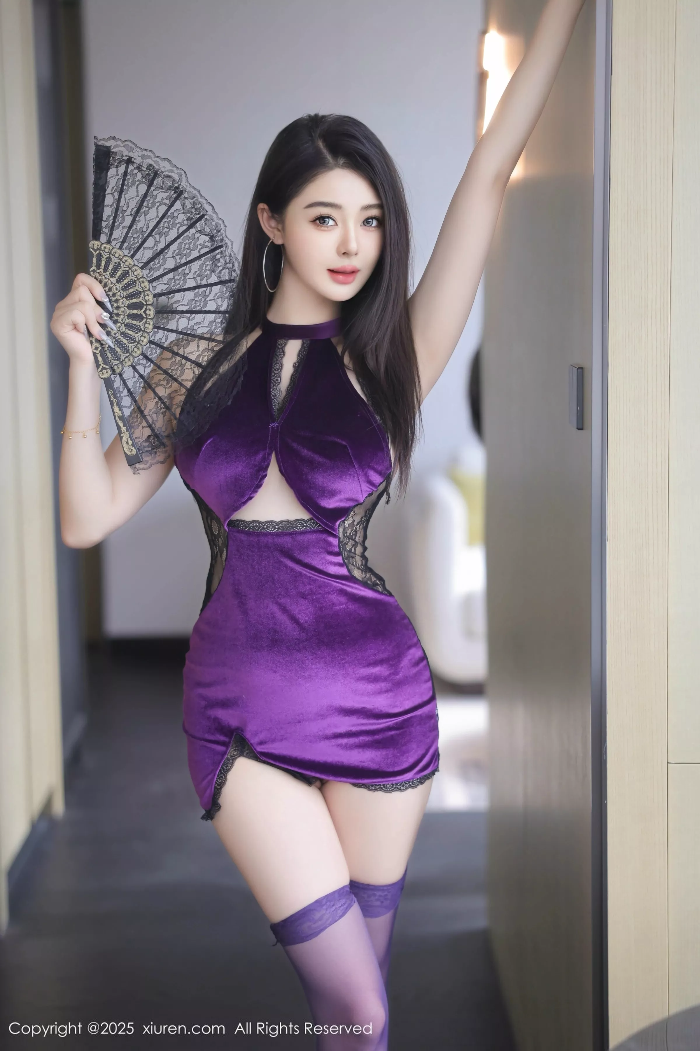 [XiuRen秀人网] 2025.05.16 No.10289 Candy糖糖 紫色连衣短 [81P] NO.1