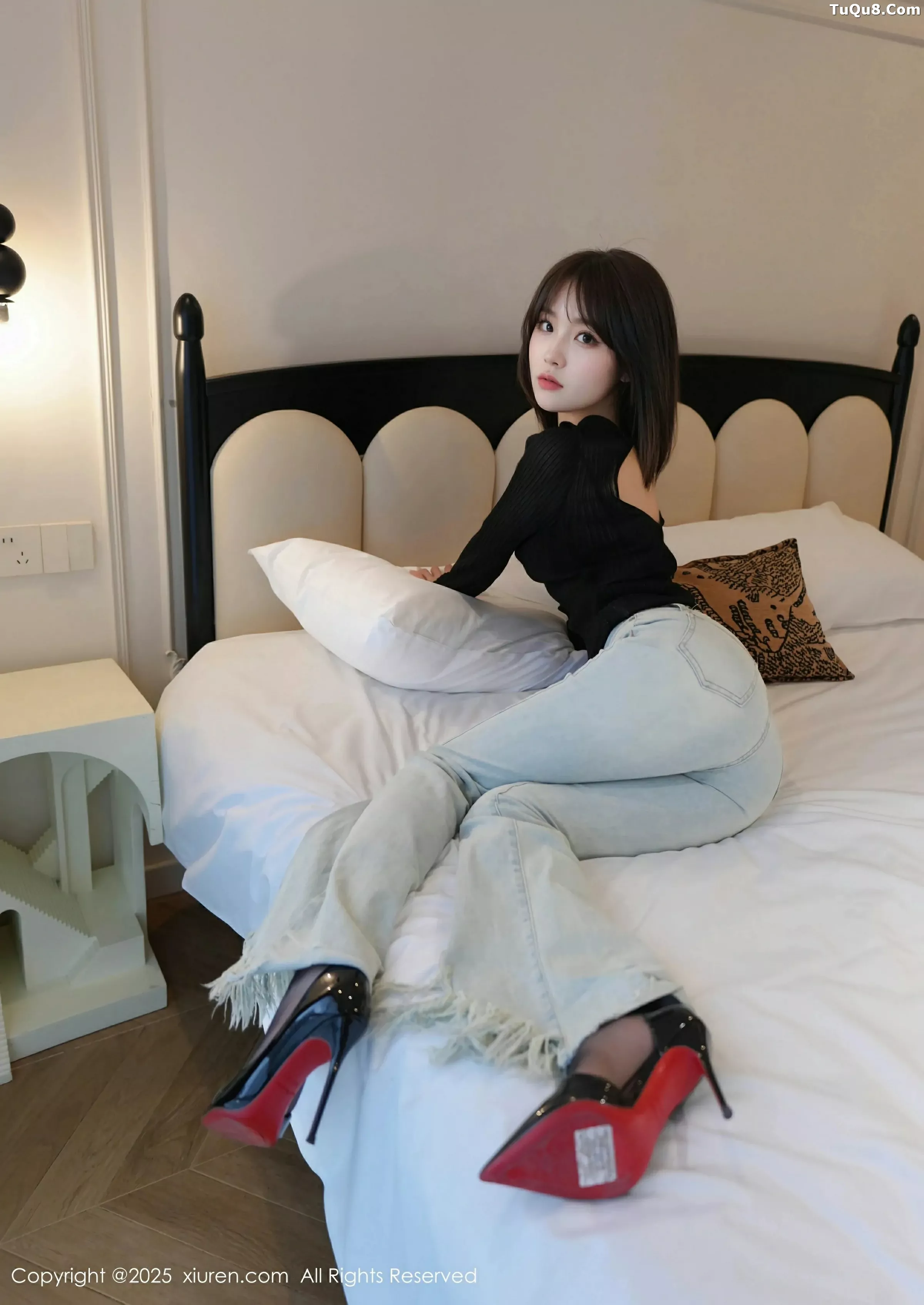 [XiuRen秀人网] 2025.06.06 No.10374 汁汁 蓝色牛仔裤 [56P] NO.1