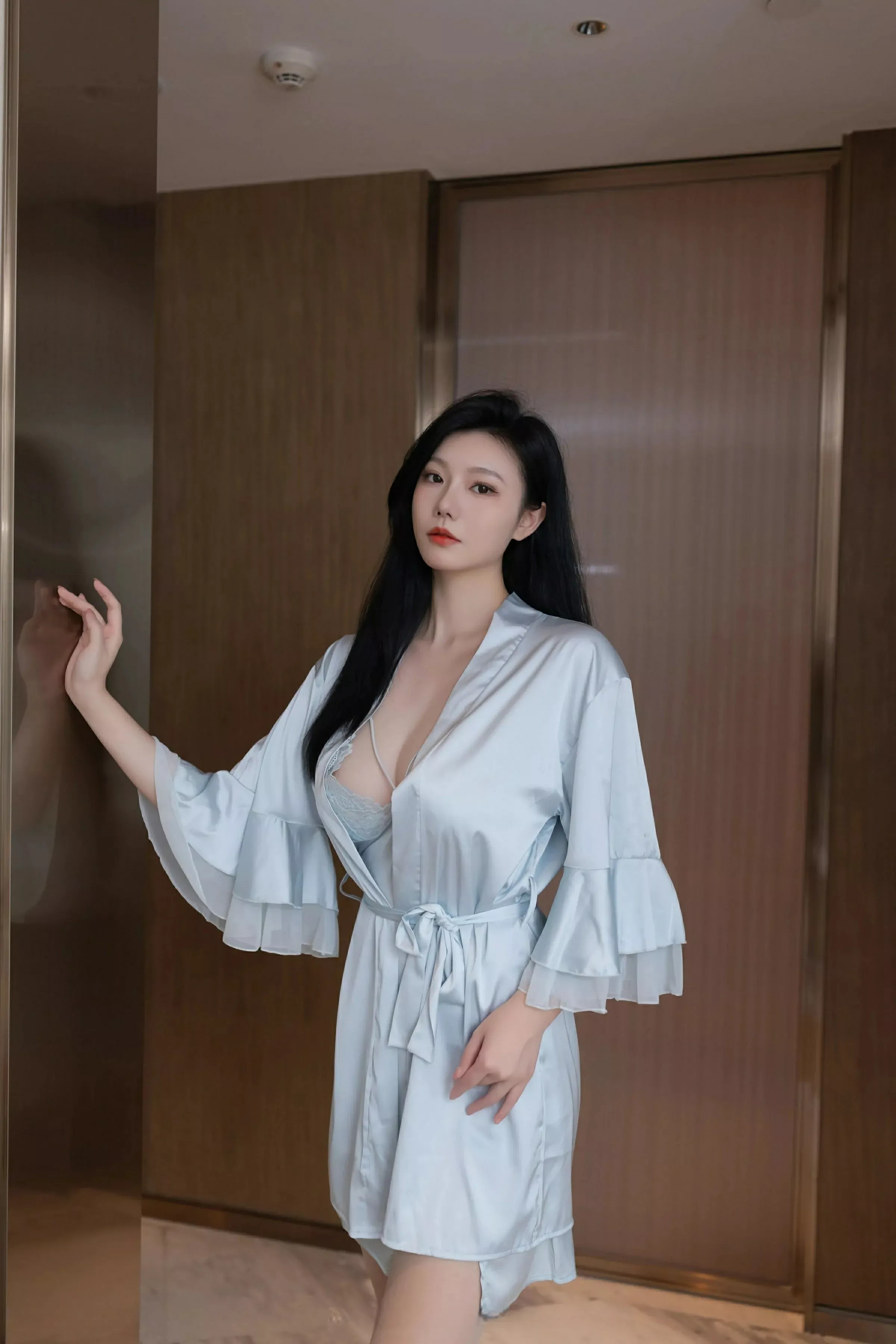 [XiuRen秀人网] 2025.06.10 No.10390 安然anran 蓝色连衣短 [80P] NO.1