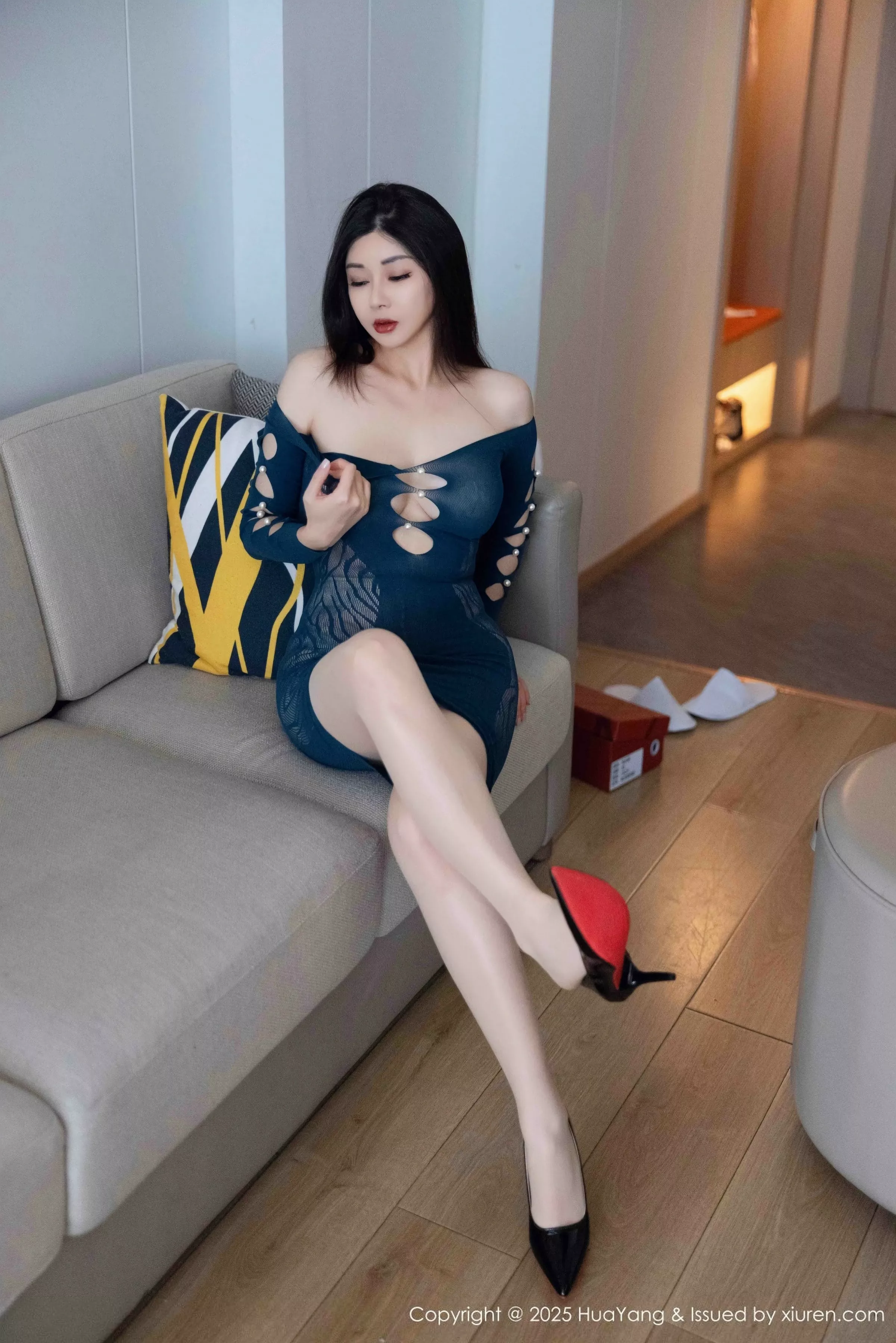 [HuaYang花漾] 2025.05.20 VOL.640 凯竹Quinn 蓝色连衣短 [80P] NO.2