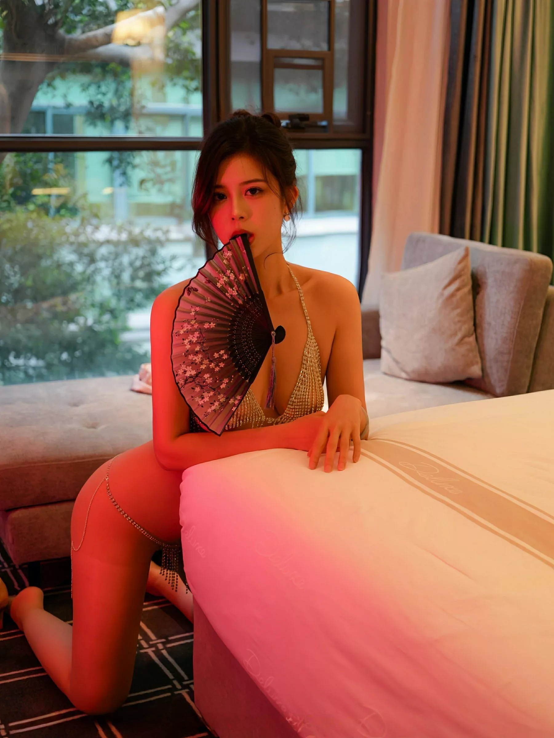 [XiuRen秀人网] 2025.06.17 No.10419 玫瑰我爱你 浅色旗袍 [79P] NO.1