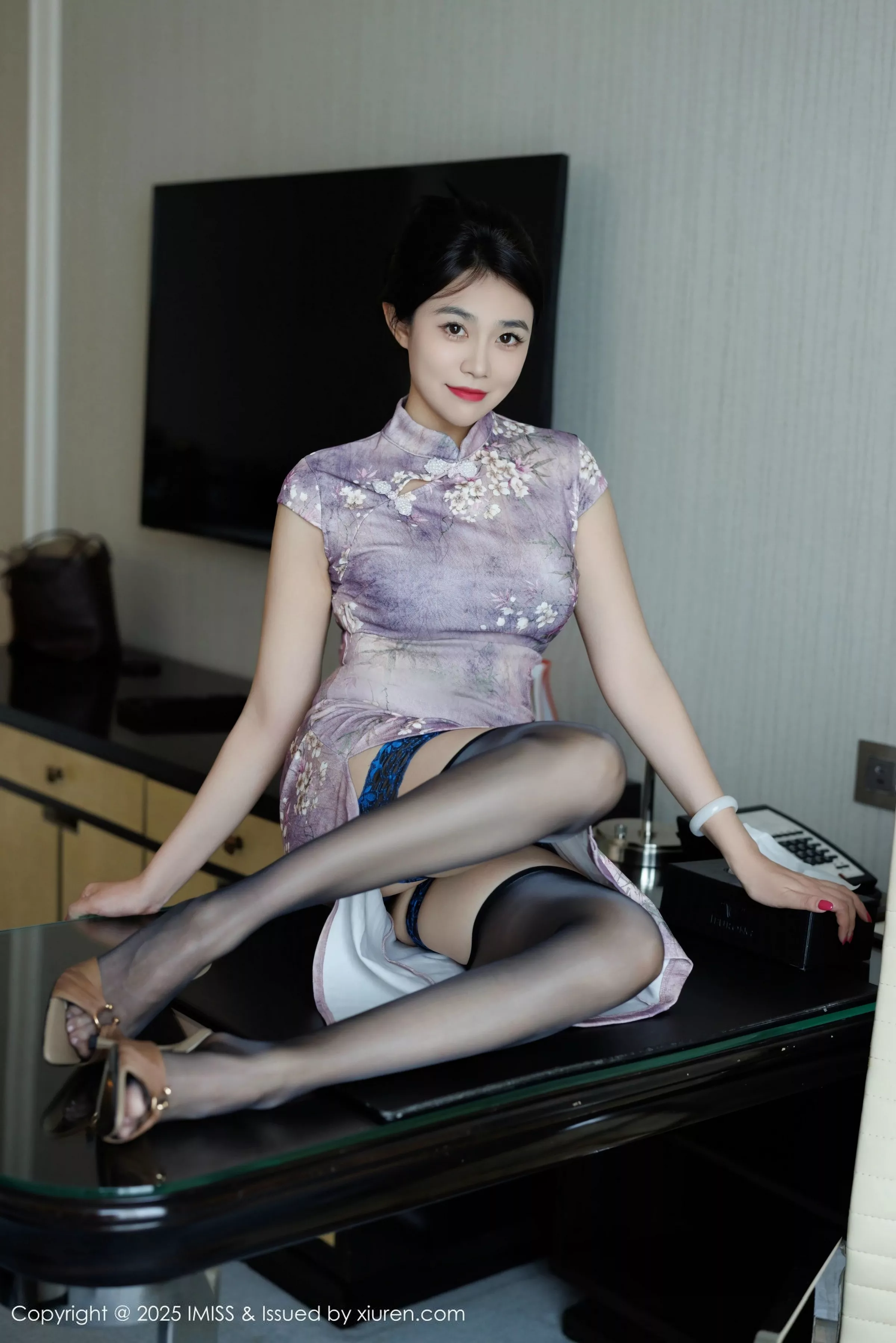 [IMISS爱蜜社] 2025.05.21 VOL.791 许诺Sabrina 紫色旗袍 [75P] NO.12