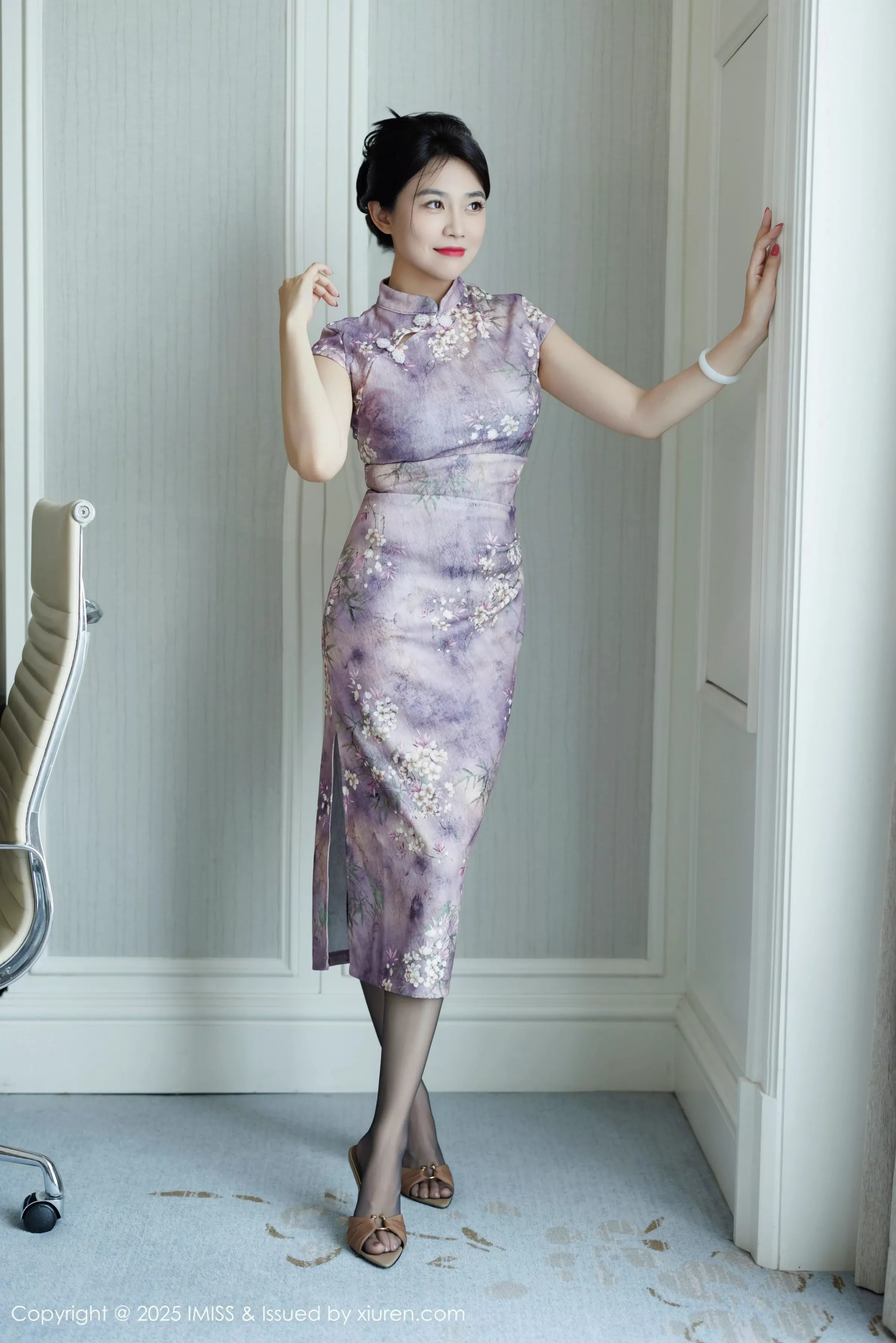 [IMISS爱蜜社] 2025.05.21 VOL.791 许诺Sabrina 紫色旗袍 [75P] NO.8