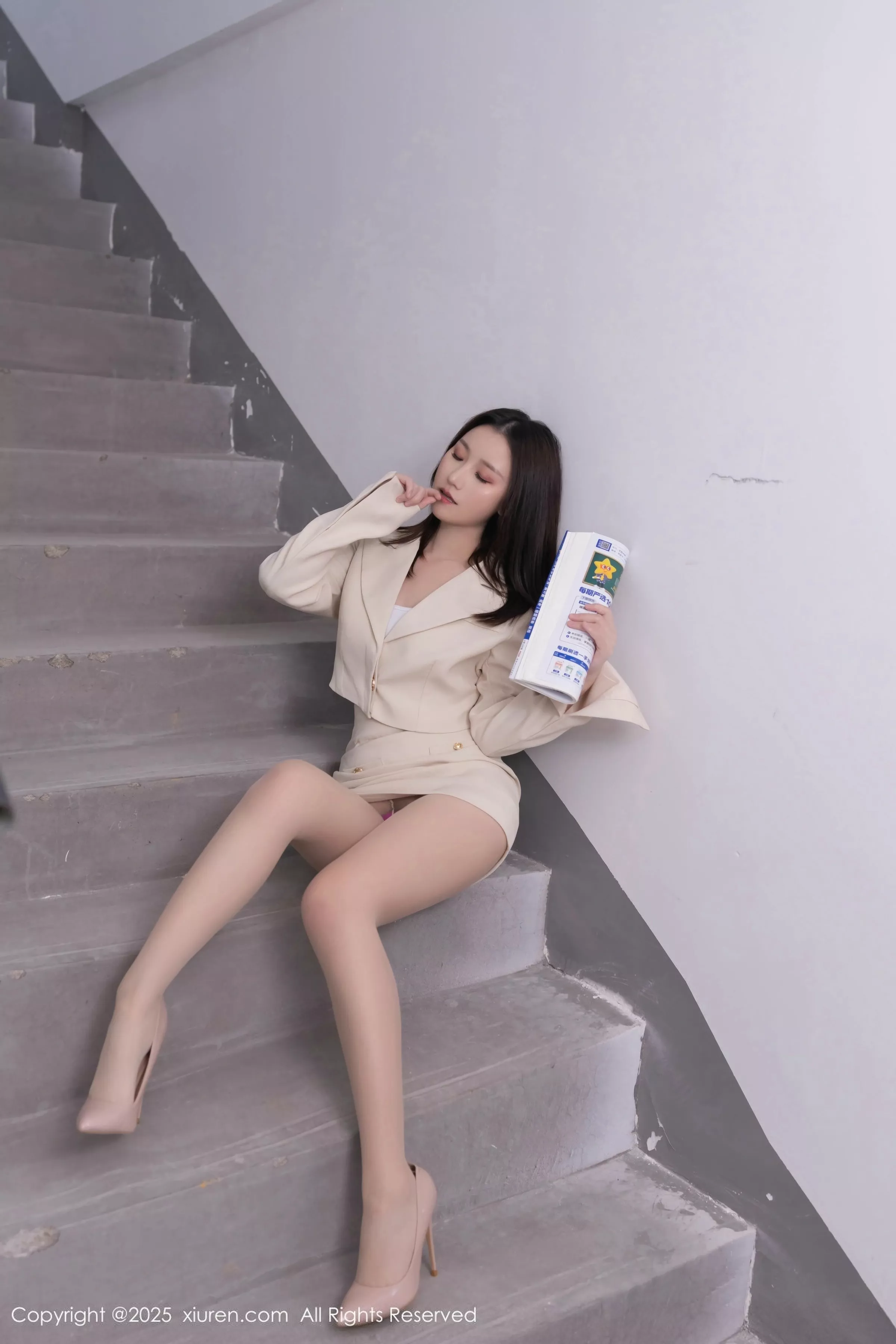 [XiuRen秀人网] 2025.06.18 No.10428 杏子Yada 浅色短裙 [60P] NO.4