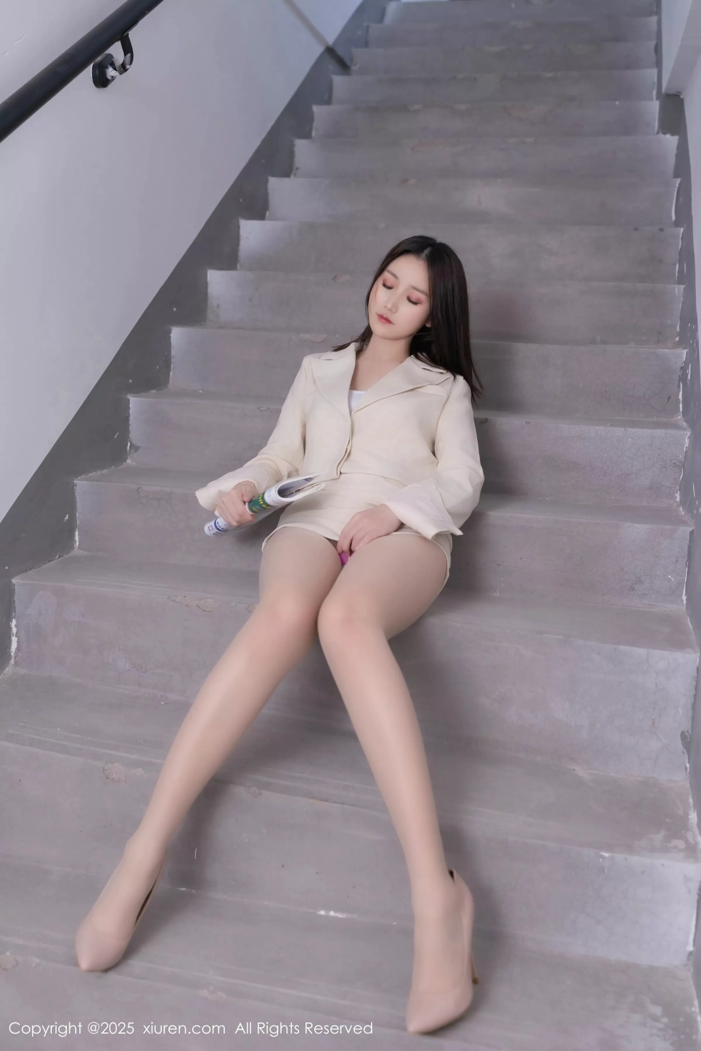 [XiuRen秀人网] 2025.06.18 No.10428 杏子Yada 浅色短裙 [60P] NO.5