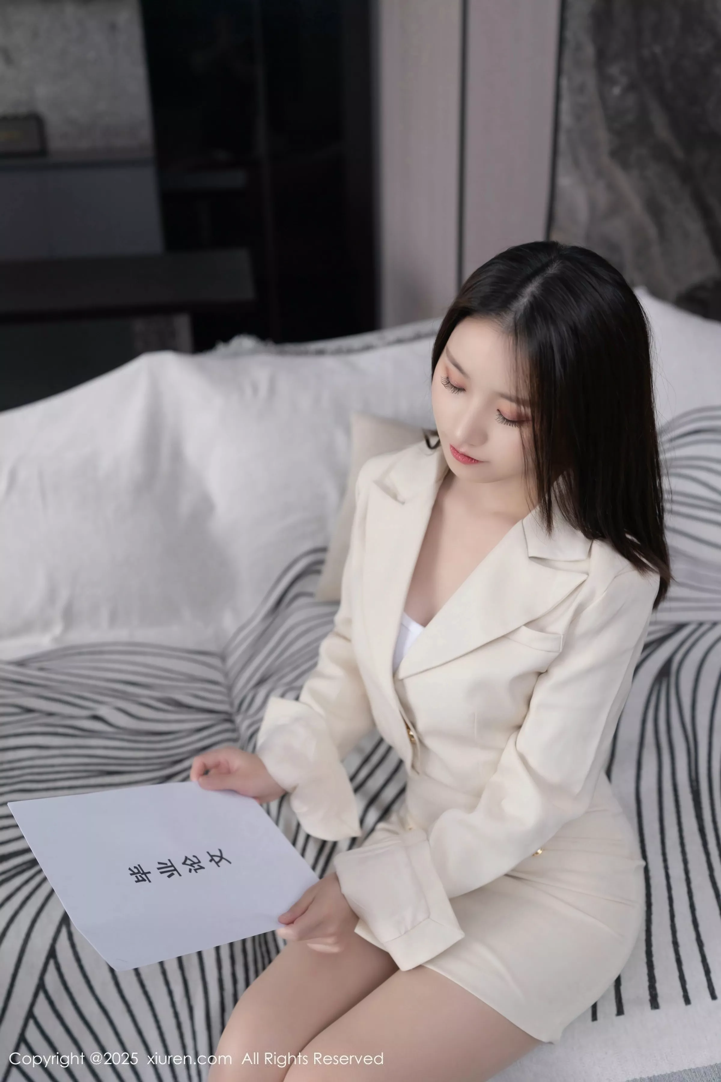 [XiuRen秀人网] 2025.06.18 No.10428 杏子Yada 浅色短裙 [60P] NO.9