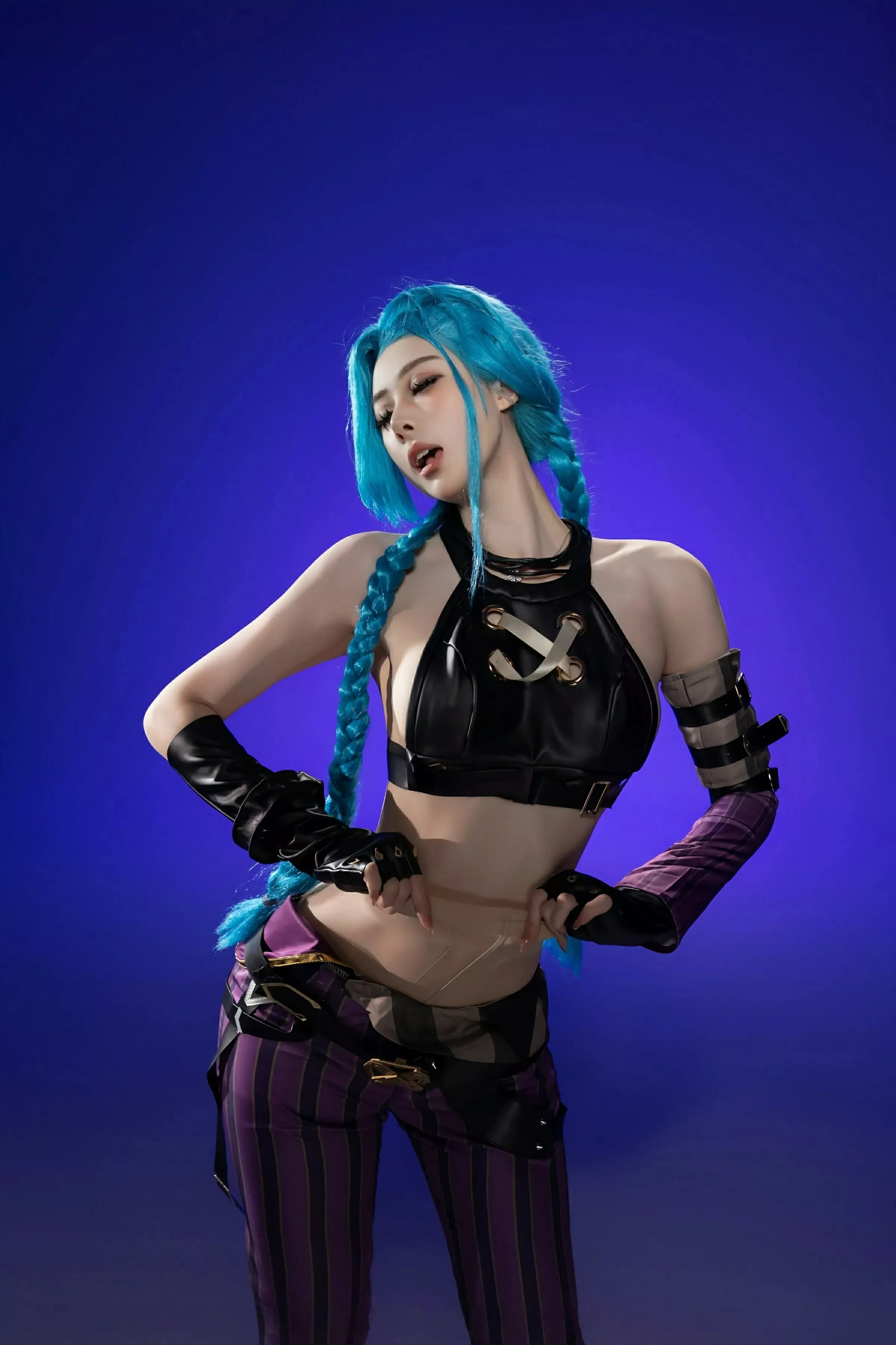 [XiuRen秀人网] 2025.06.27 No.10479 小逗逗 卡塔尔旅拍 [79P] NO.1