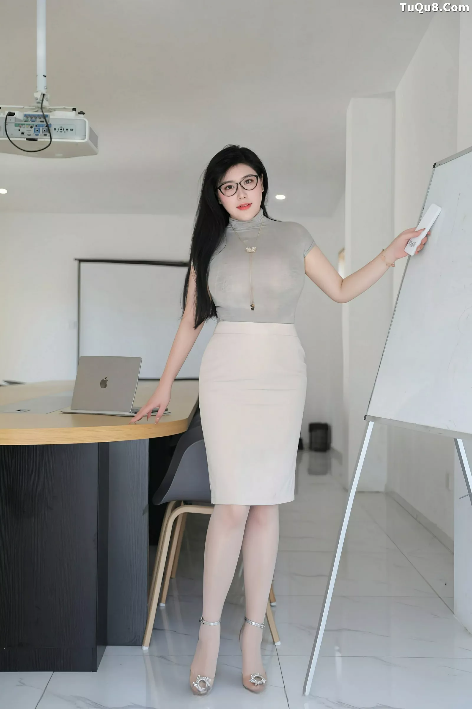 [XiuRen秀人网] 2025.07.01 No.10488 王婉悠Queen 原色丝袜 [80P] NO.2