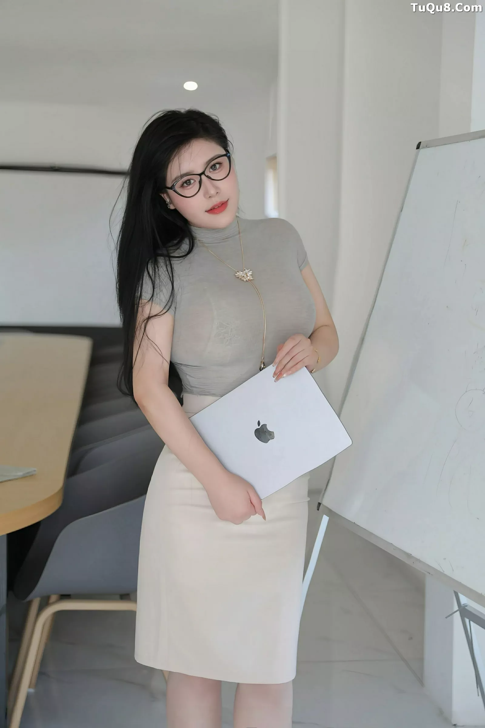 [XiuRen秀人网] 2025.07.01 No.10488 王婉悠Queen 原色丝袜 [80P] NO.1