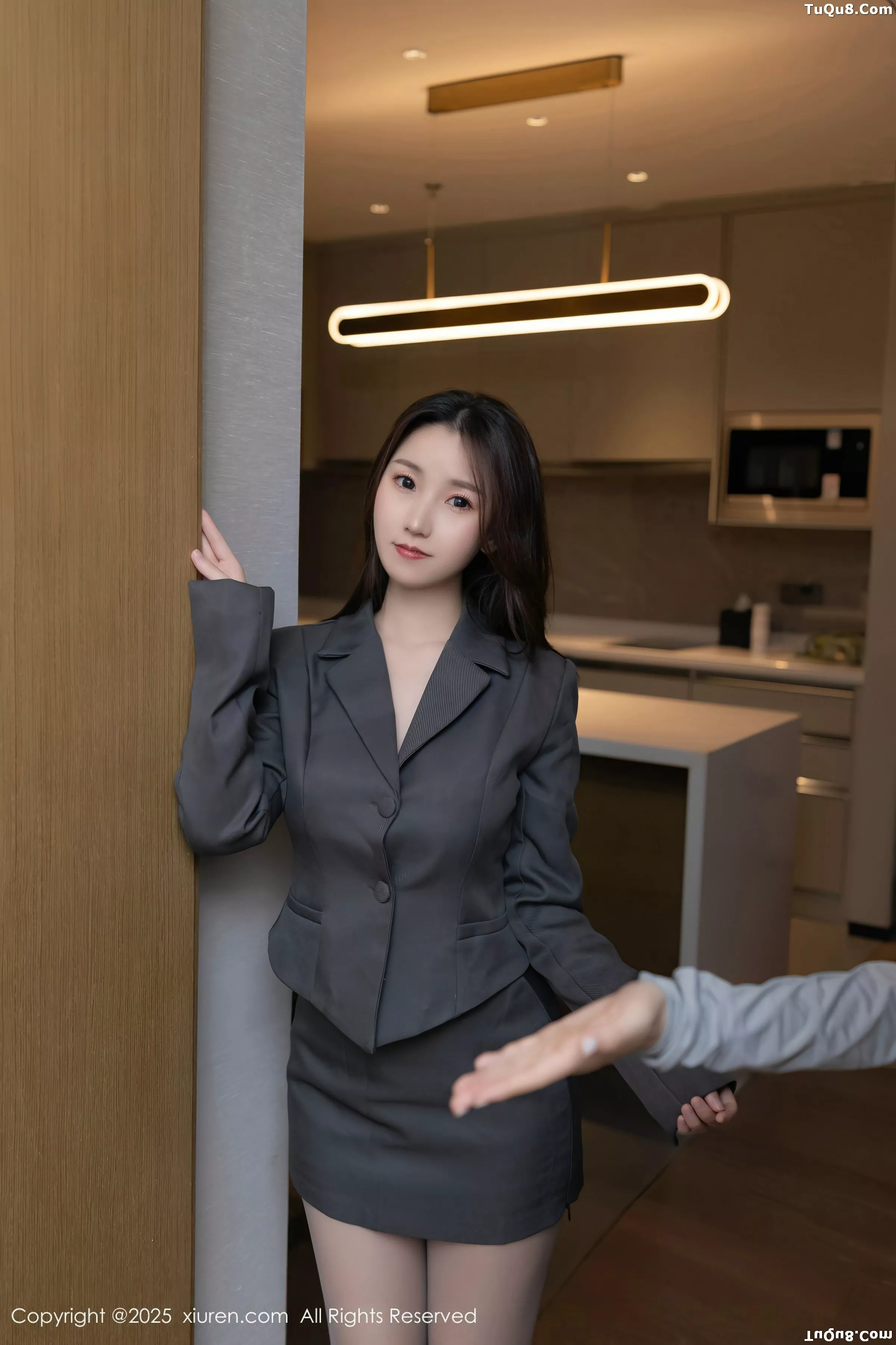 [XiuRen秀人网] 2025.07.02 No.10497 杏子Yada 黑色西服 [83P] NO.11