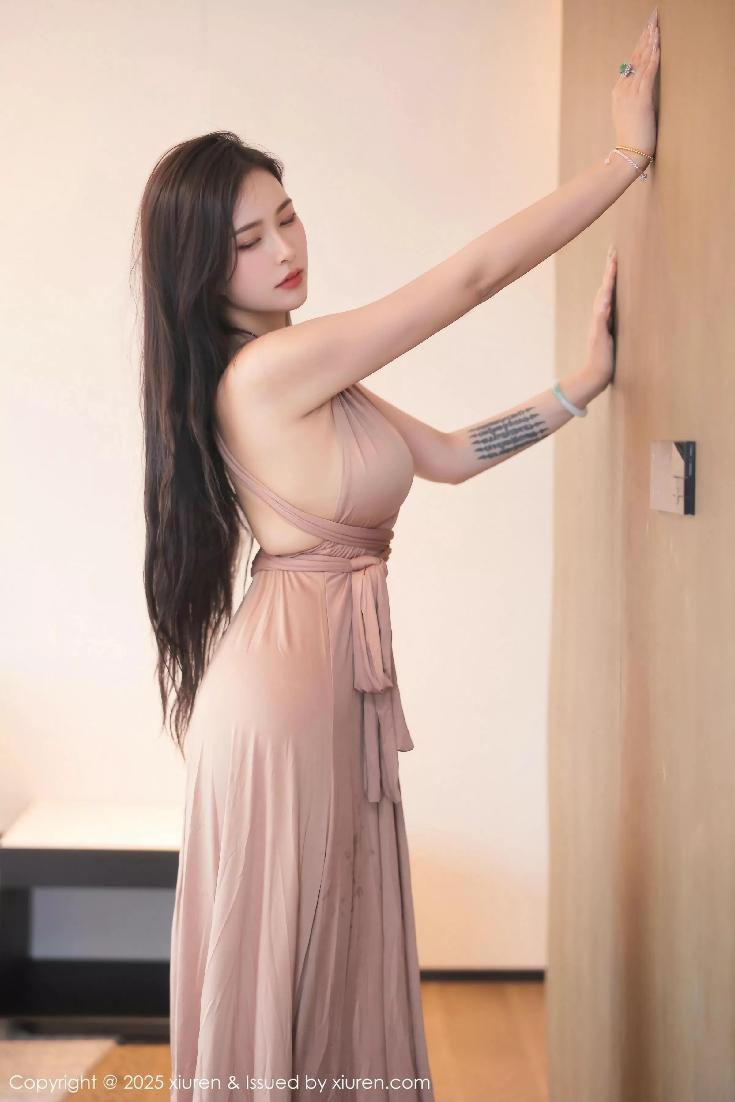 [XiuRen秀人网] 2025.06.19 No.10432 娜比 灰色长裙 [87P] NO.3