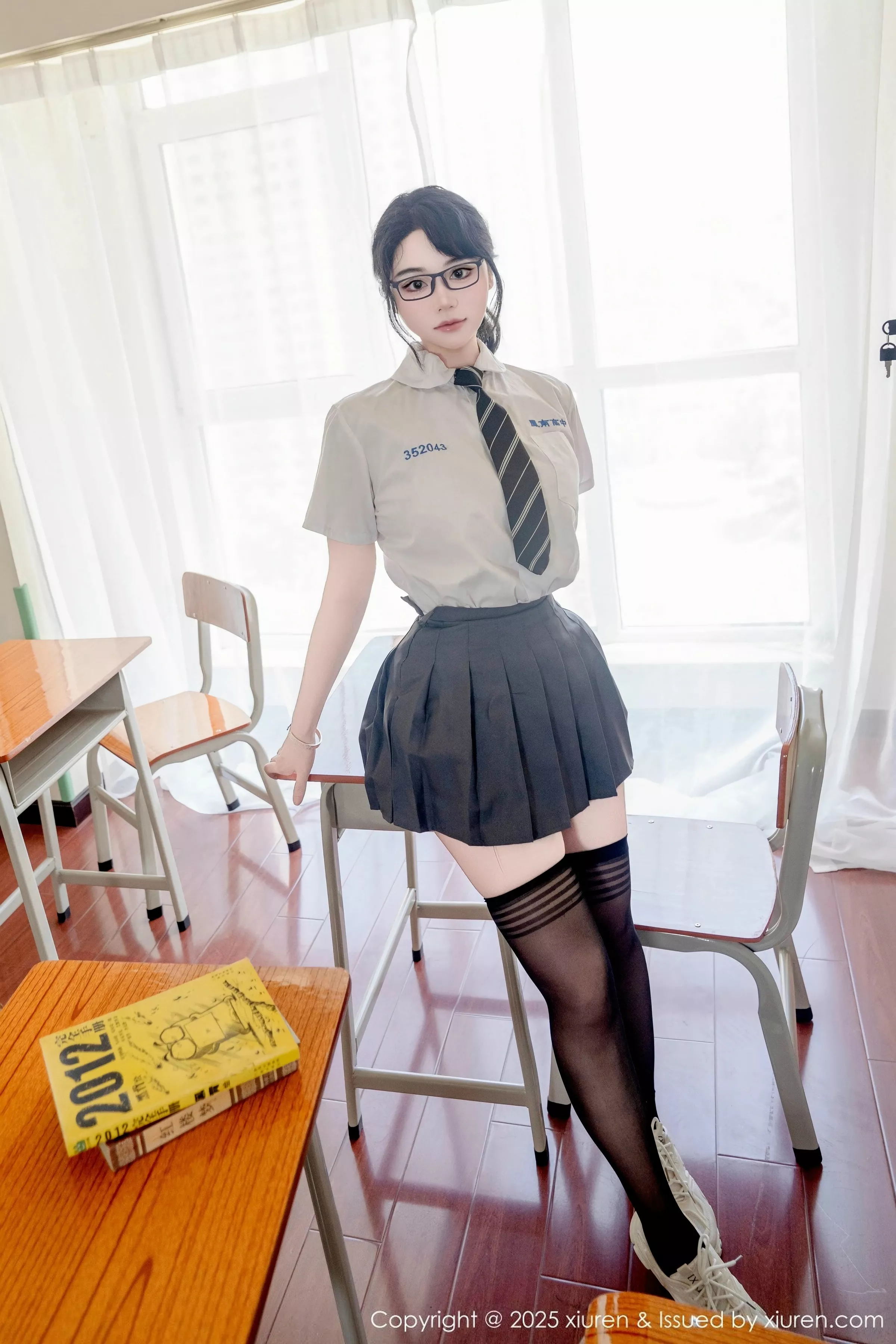 [XiuRen秀人网] 2025.07.10 No.10530 汐汐爱吃草莓 学妹服饰 [85P] NO.8