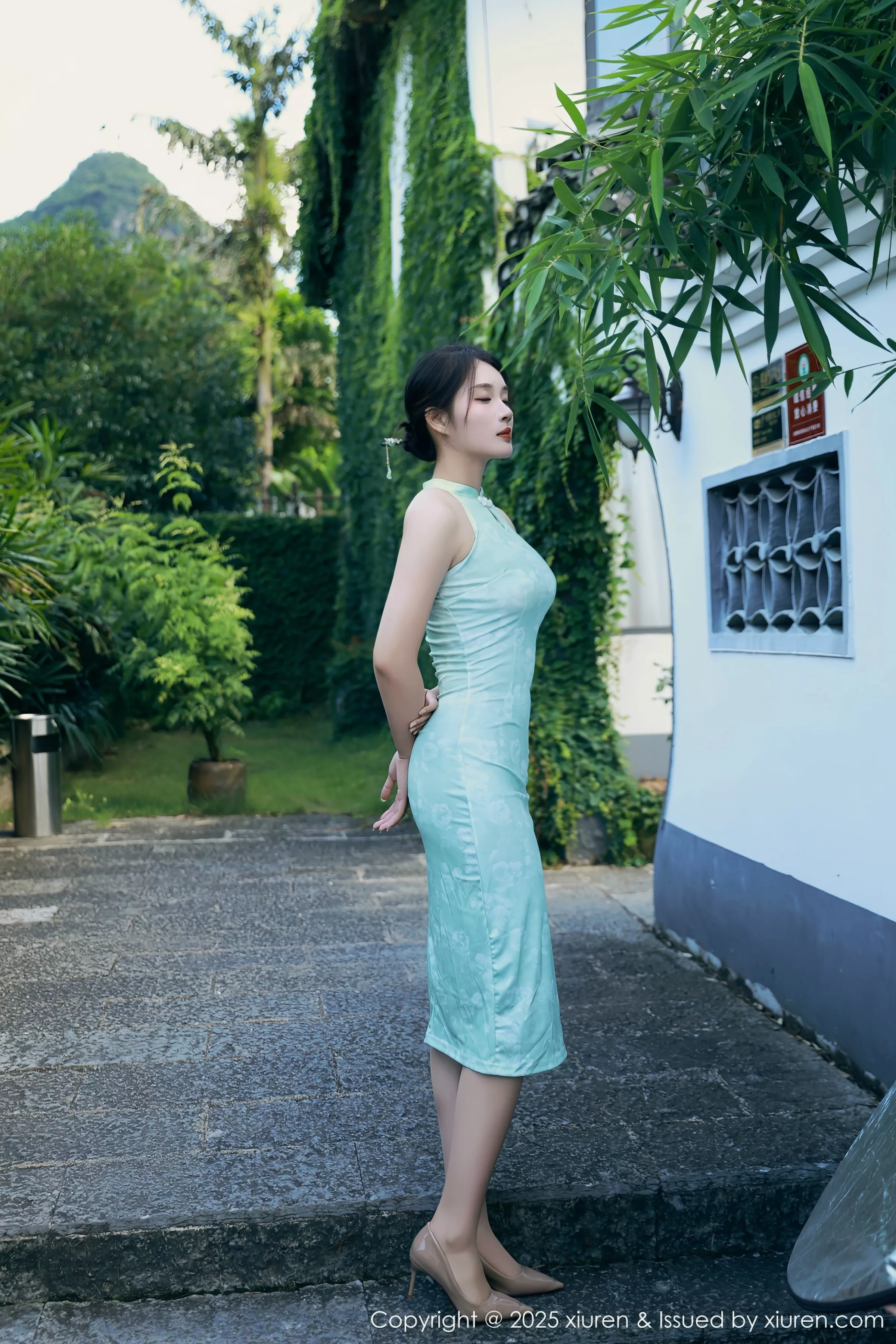 [XiuRen秀人网] 2025.07.11 No.10538 南乔 绿色旗袍 [84P] NO.3