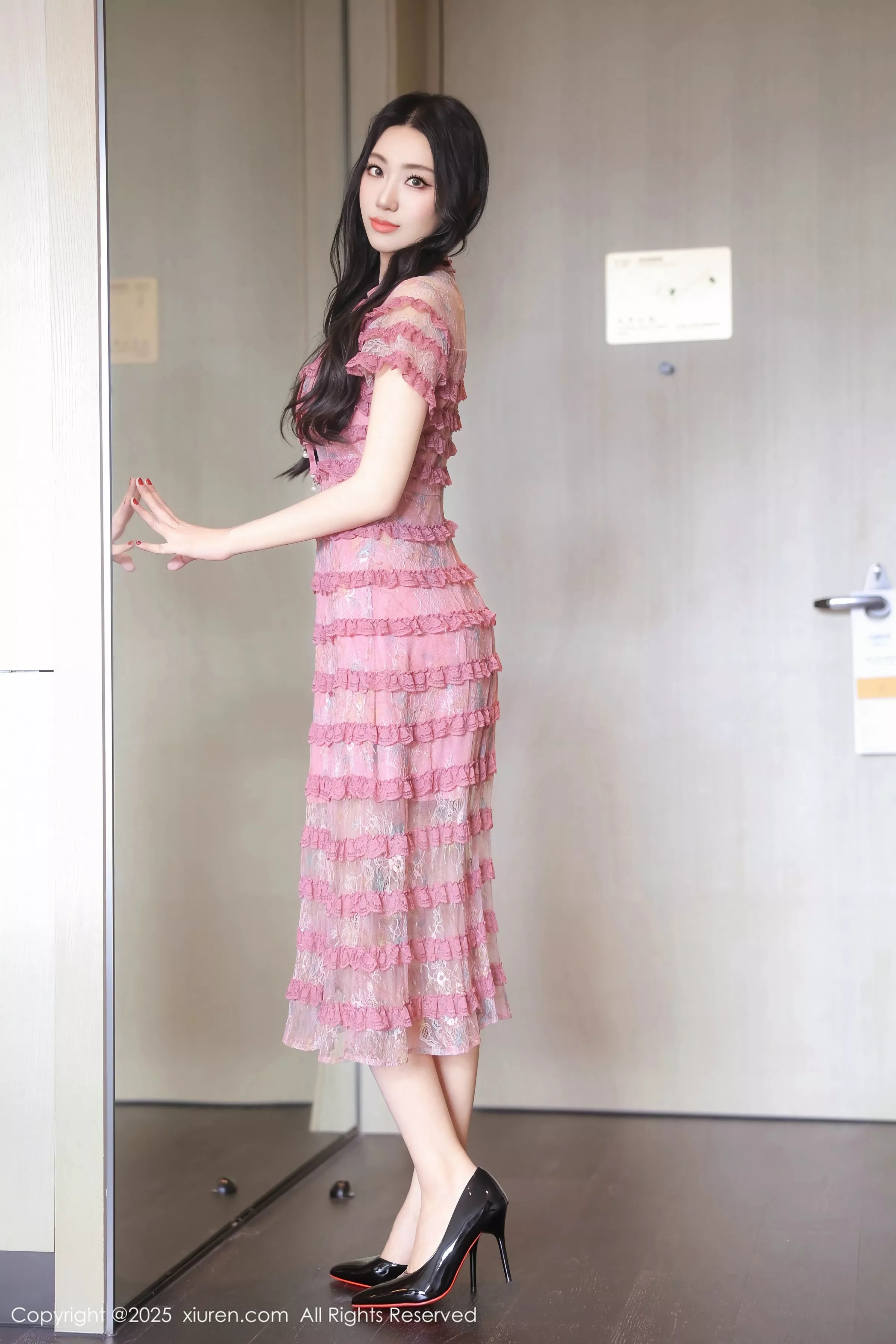 [XiuRen秀人网] 2025.06.25 No.10459 桑宁 紫色连衣短裙 [77P] NO.2