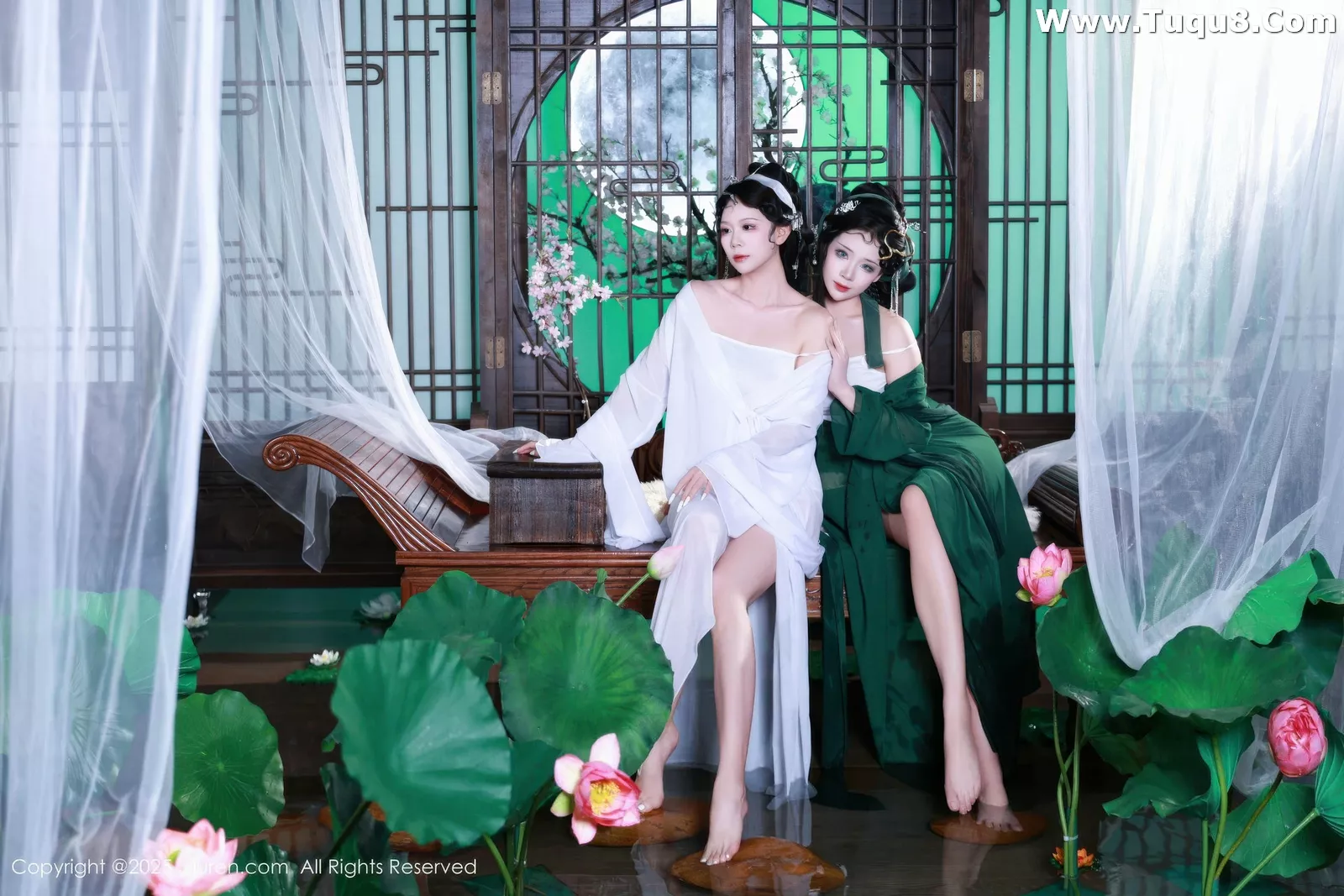 [XiuRen秀人网] 2025.07.18 No.10561 南乔 青蛇 [88P] NO.1