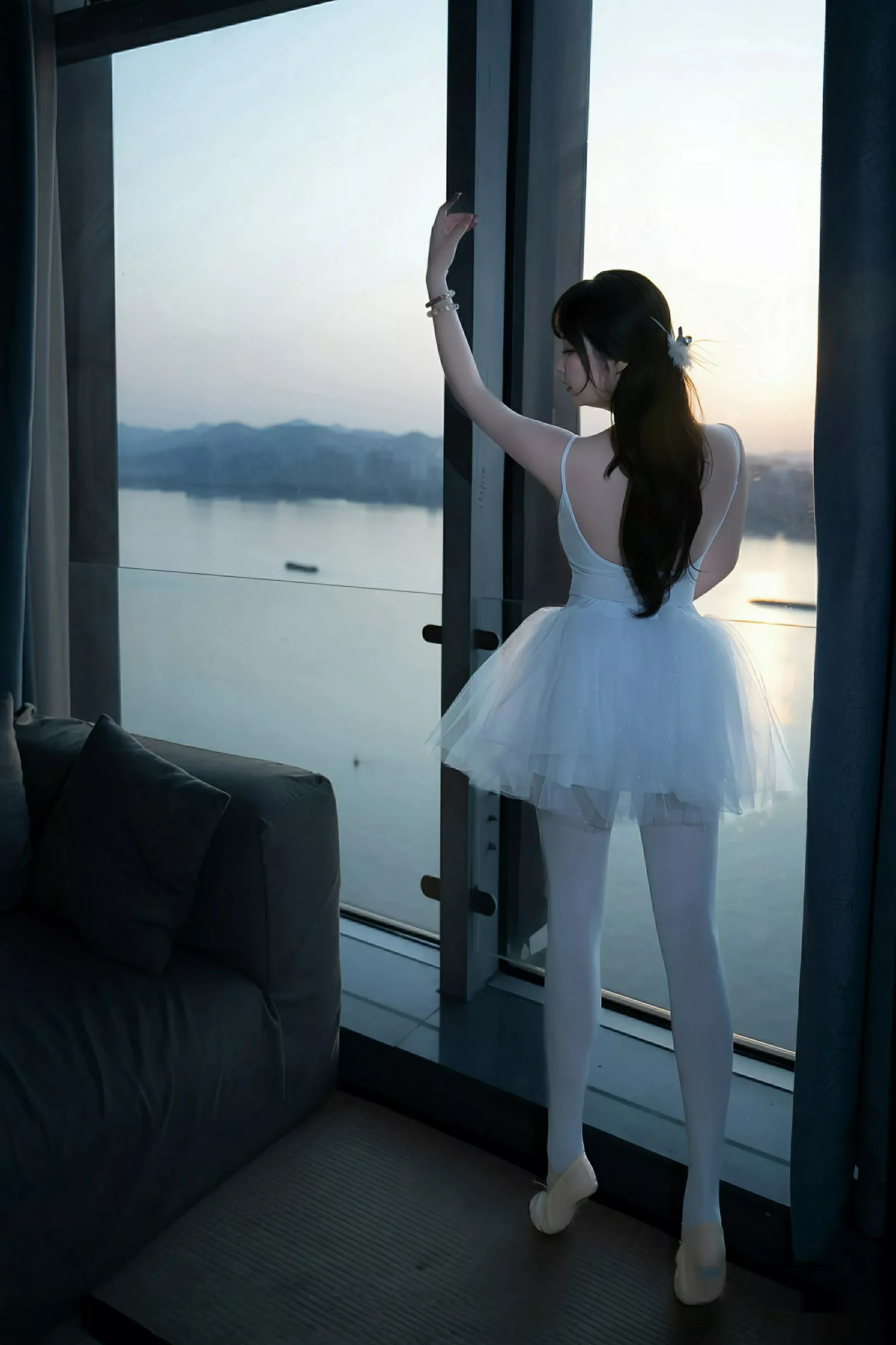 [XiuRen秀人网] 2025.07.23 No.10575 软情 白色芭蕾服 [78P] NO.7