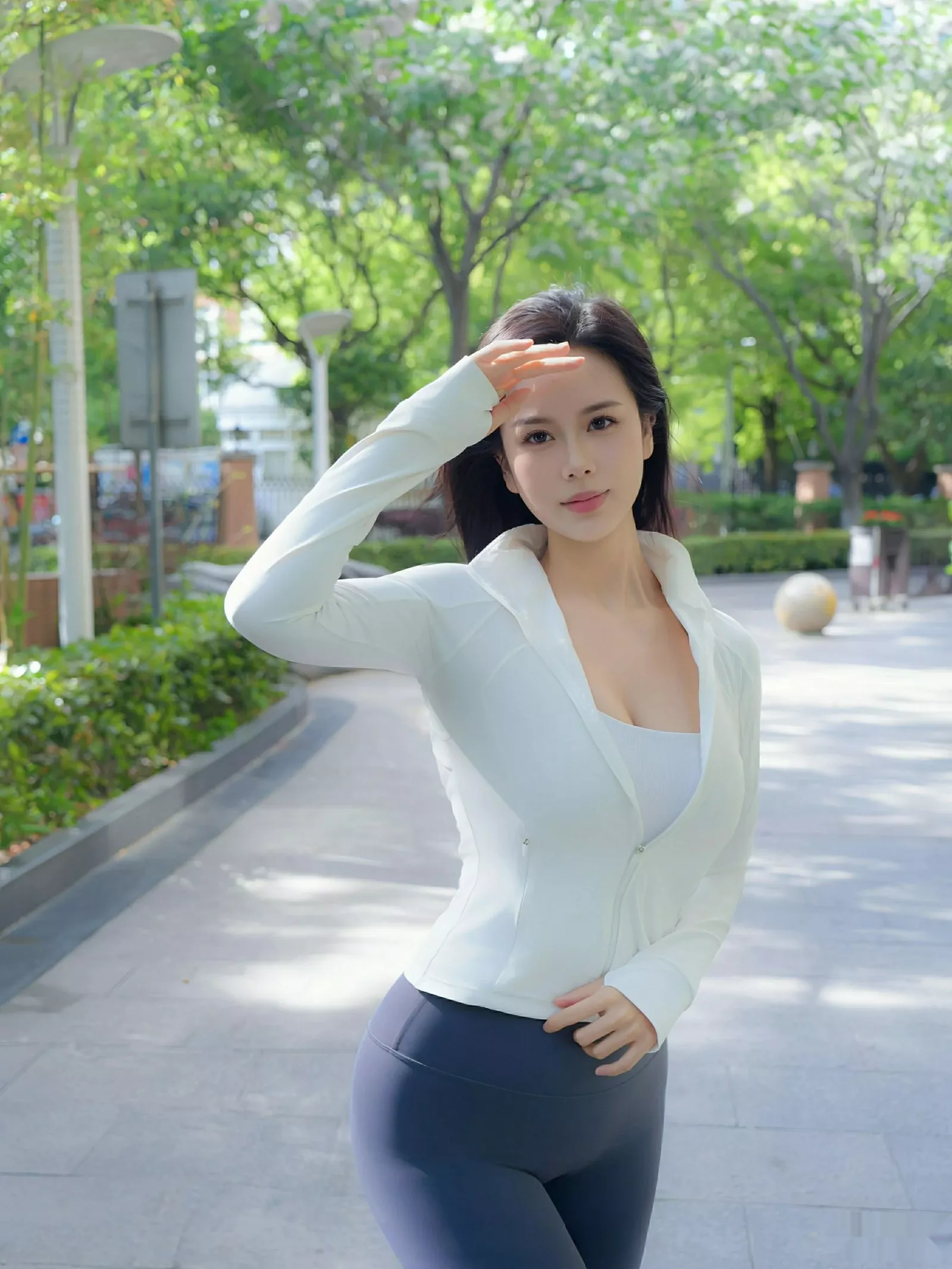 [XiuRen秀人网] 2025.07.29 No.10595 玫瑰我爱你 白蓝瑜伽服 [81P] NO.9