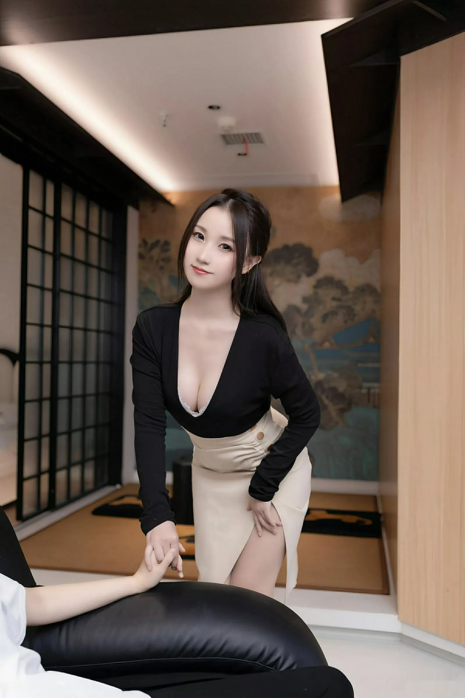 [XiuRen秀人网] 2025.07.23 No.10576 杏子Yada 黑色OL [81P] NO.4