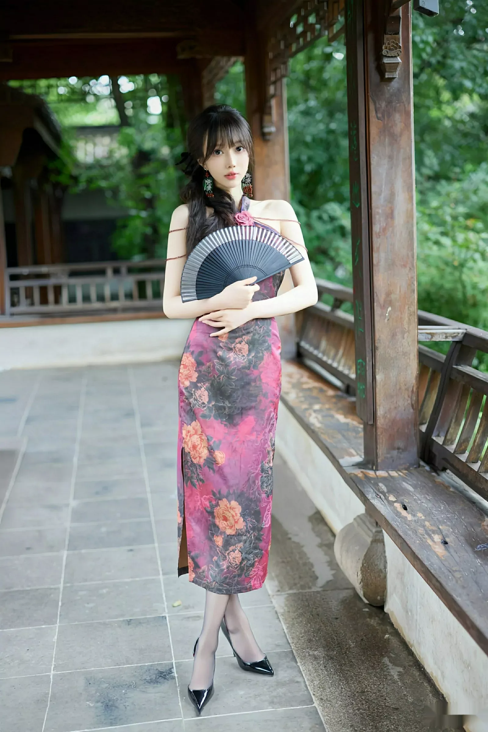 [XiuRen秀人网] 2025.07.28 No.10593 玥儿玥er 紫色旗袍 [64P] NO.9