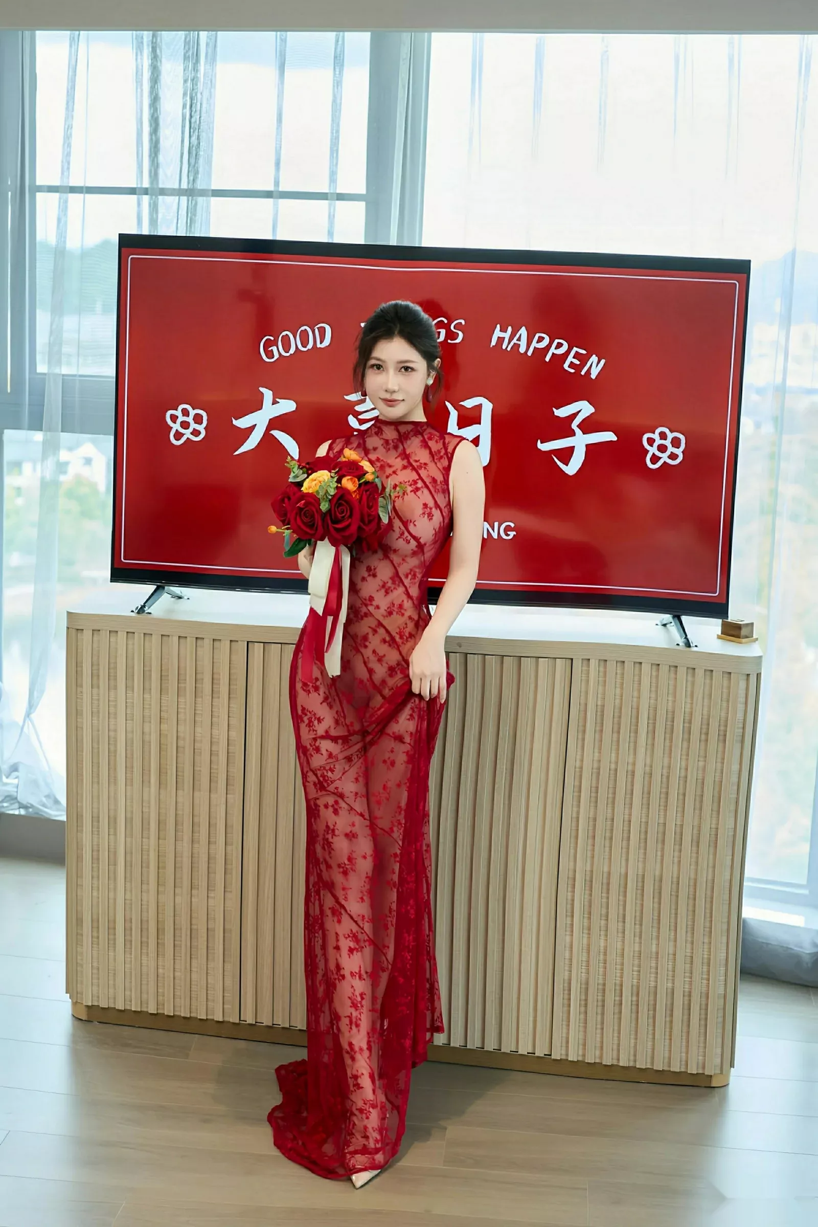 [XiuRen秀人网] 2025.07.24 No.10578 尹甜甜 红色新娘 [69P] NO.10