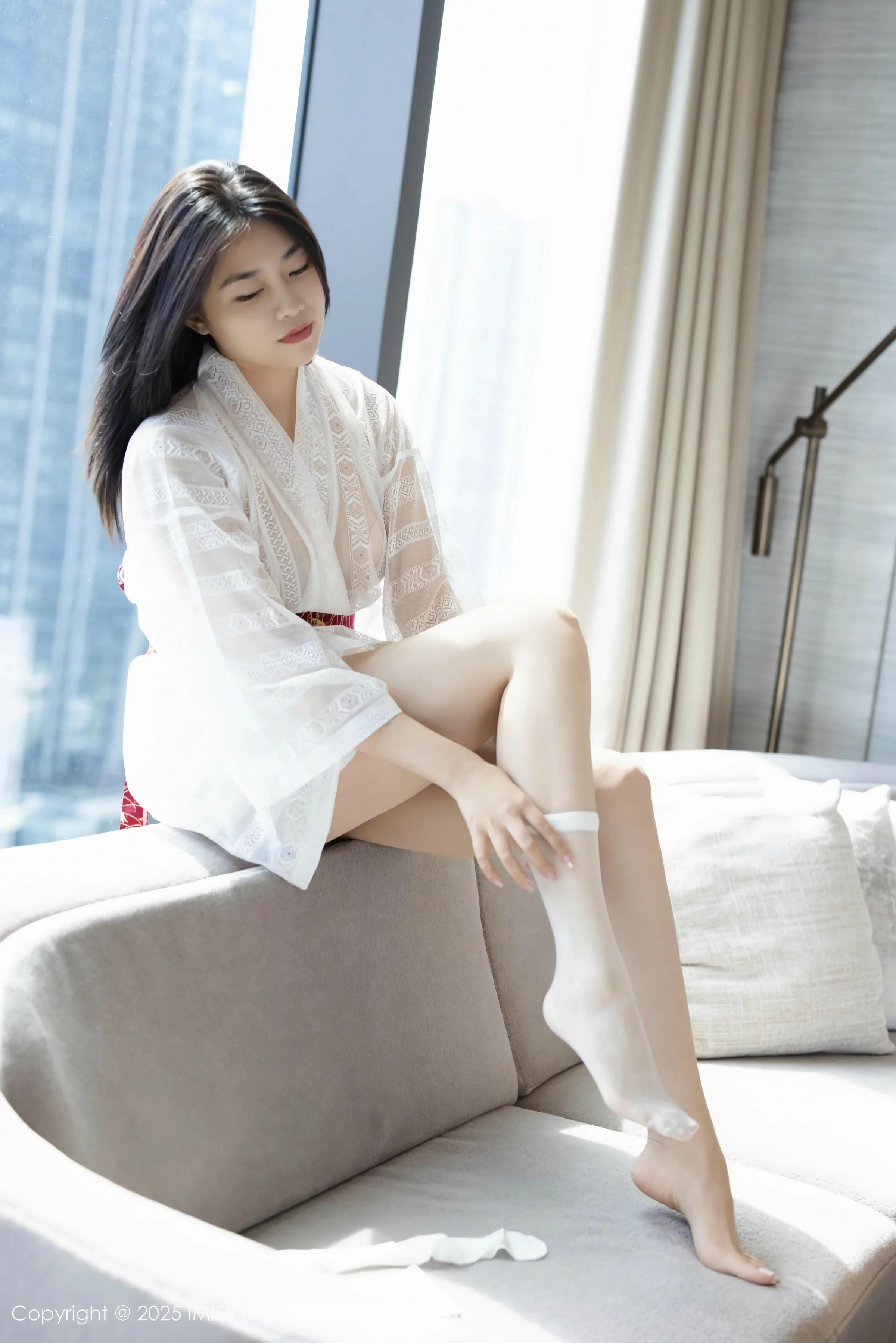 [IMISS爱蜜社] 2025.08.14 VOL.798 许诺Sabrina 白色丝袜 [59P] NO.2