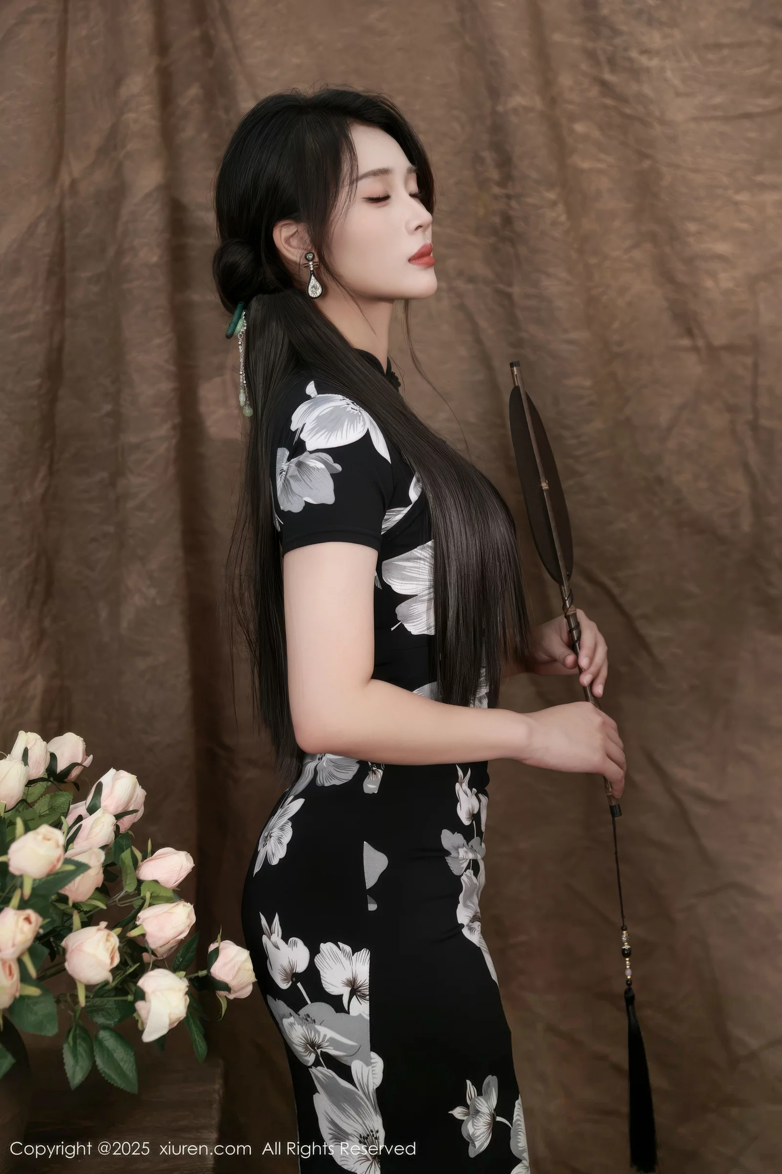 [XiuRen秀人网] 2025.08.15 No.10655 南乔 黑色旗袍 [72P] NO.5