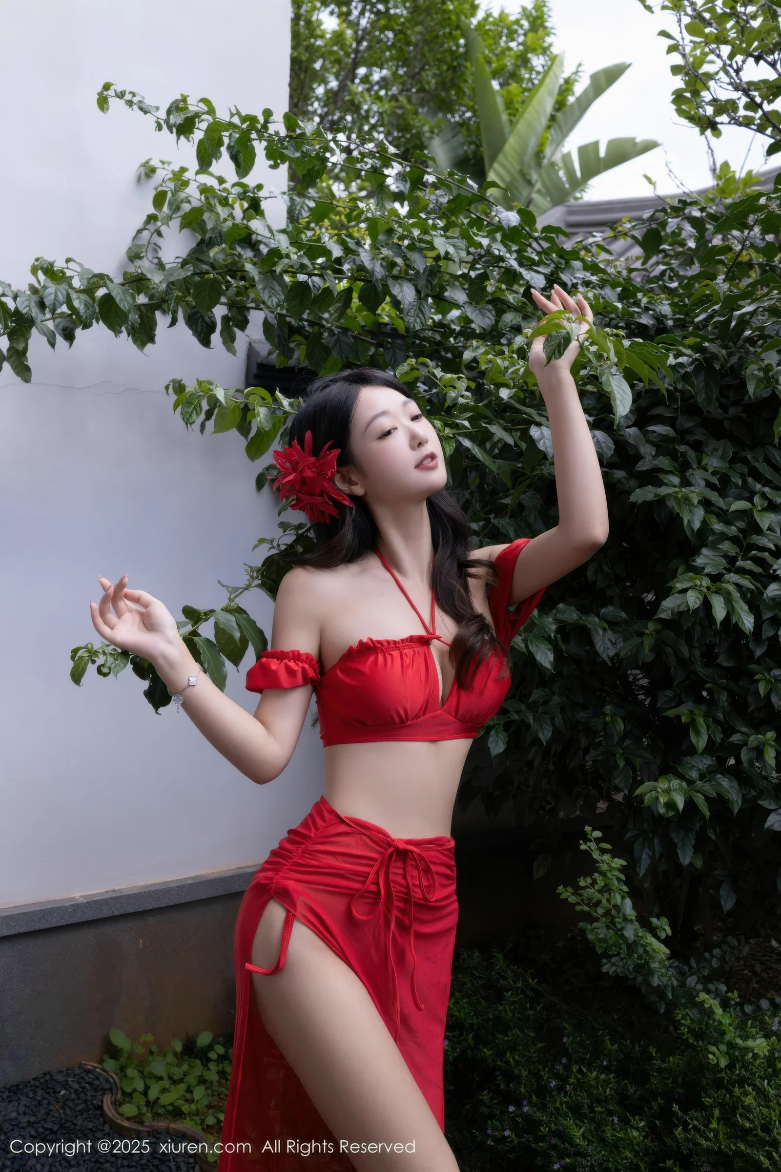 [XiuRen秀人网] 2025.08.18 No.10662 唐安琪 红色泳衣 [80P] NO.11