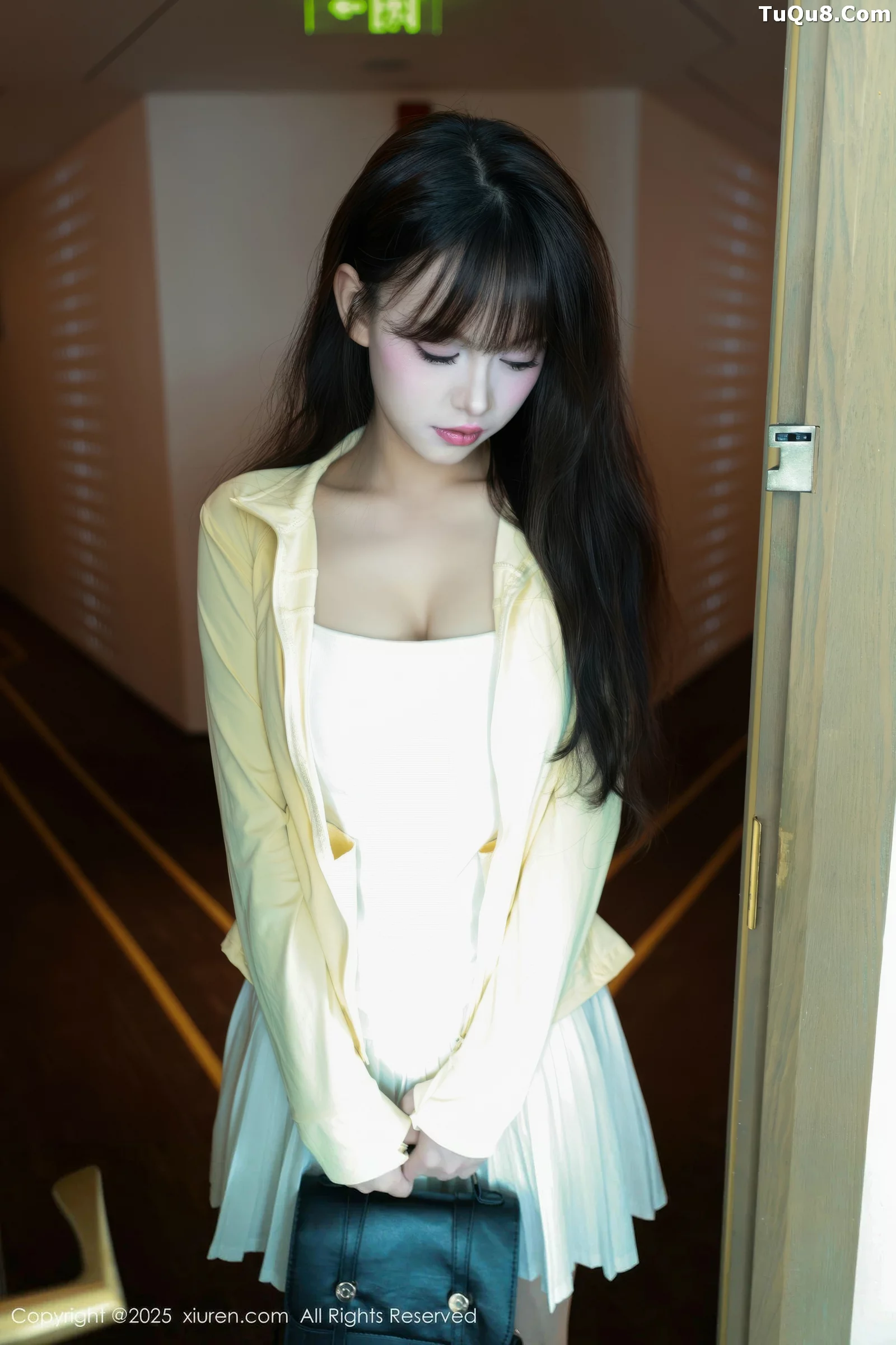 [XiuRen秀人网] 2025.08.28 No.10702 糯咪 白色短裙 [82P] NO.4