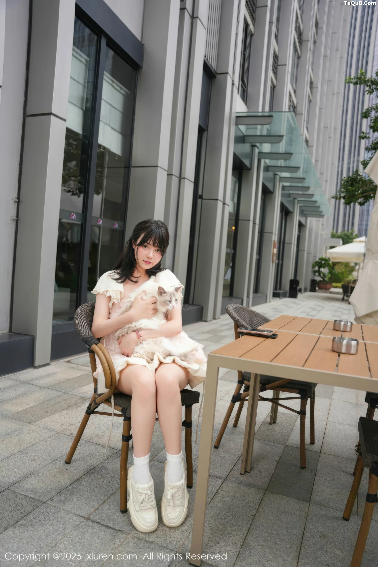 [XiuRen秀人网] 2025.09.05 No.10734 软情 浅色连衣短裙 [75P] NO.12