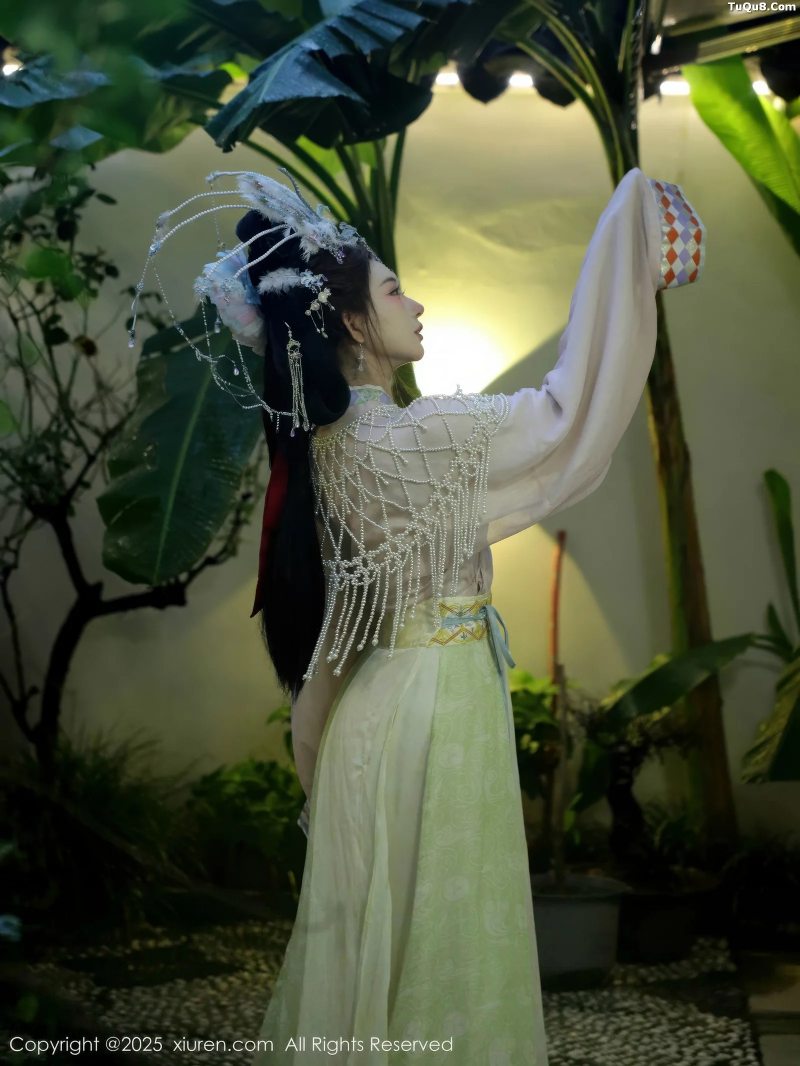 [XiuRen秀人网] 2025.09.05 No.10736 梨霜儿 浅色古装 [80P] NO.10