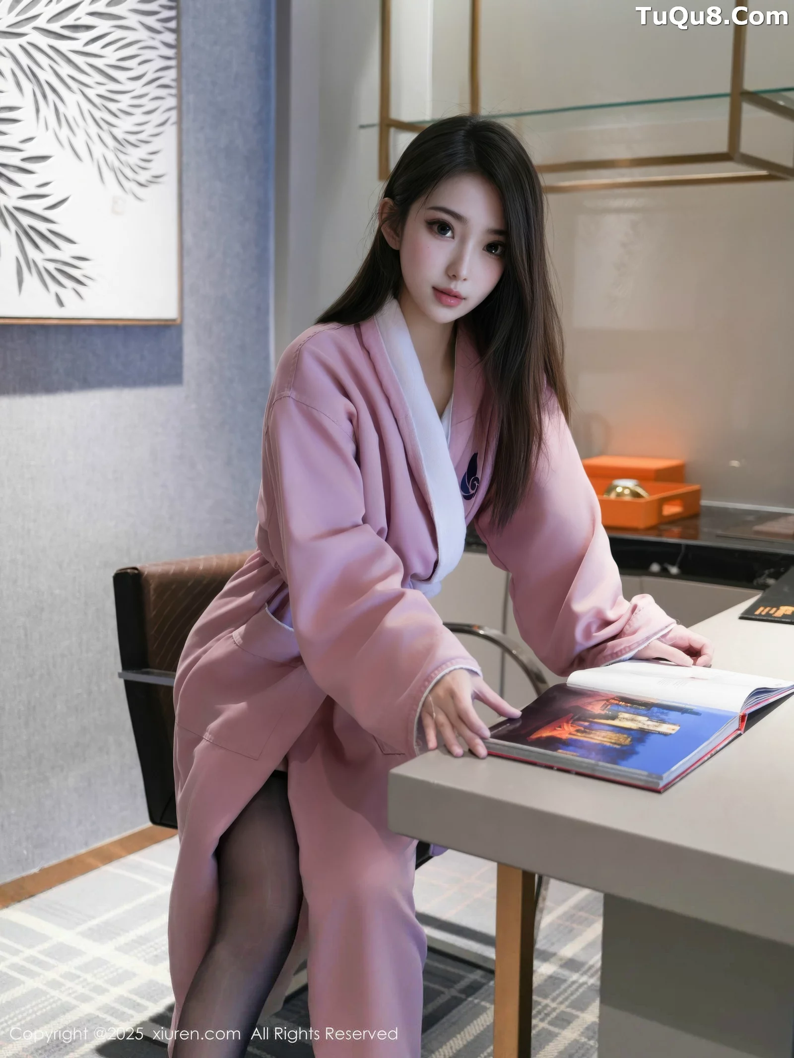 [XiuRen秀人网] 2025.08.20 No.10669 烧烧小桃 性感OL [99P] NO.3