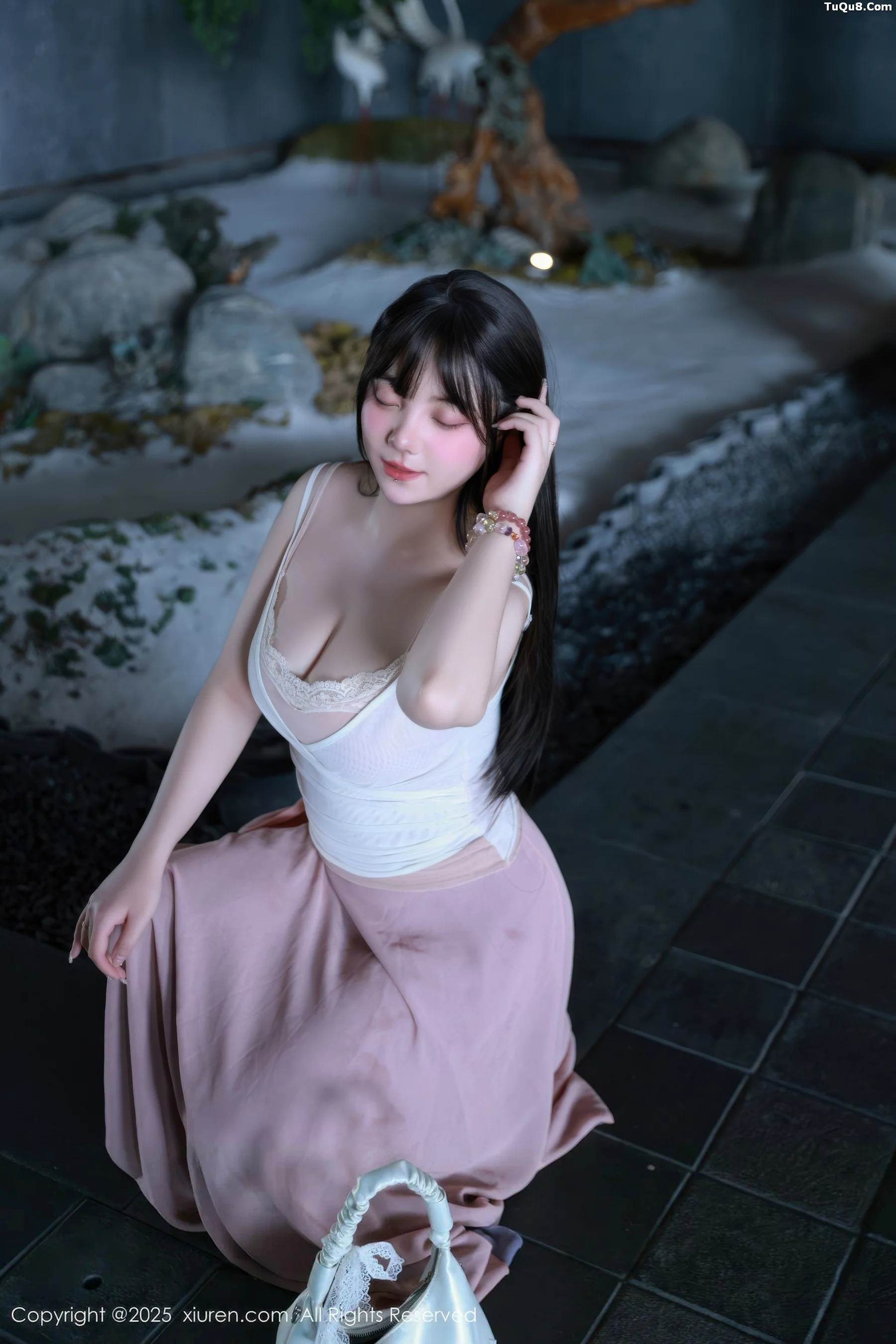 [XiuRen秀人网] 2025.09.09 No.10746 软情 粉色内衣 [86P] NO.10