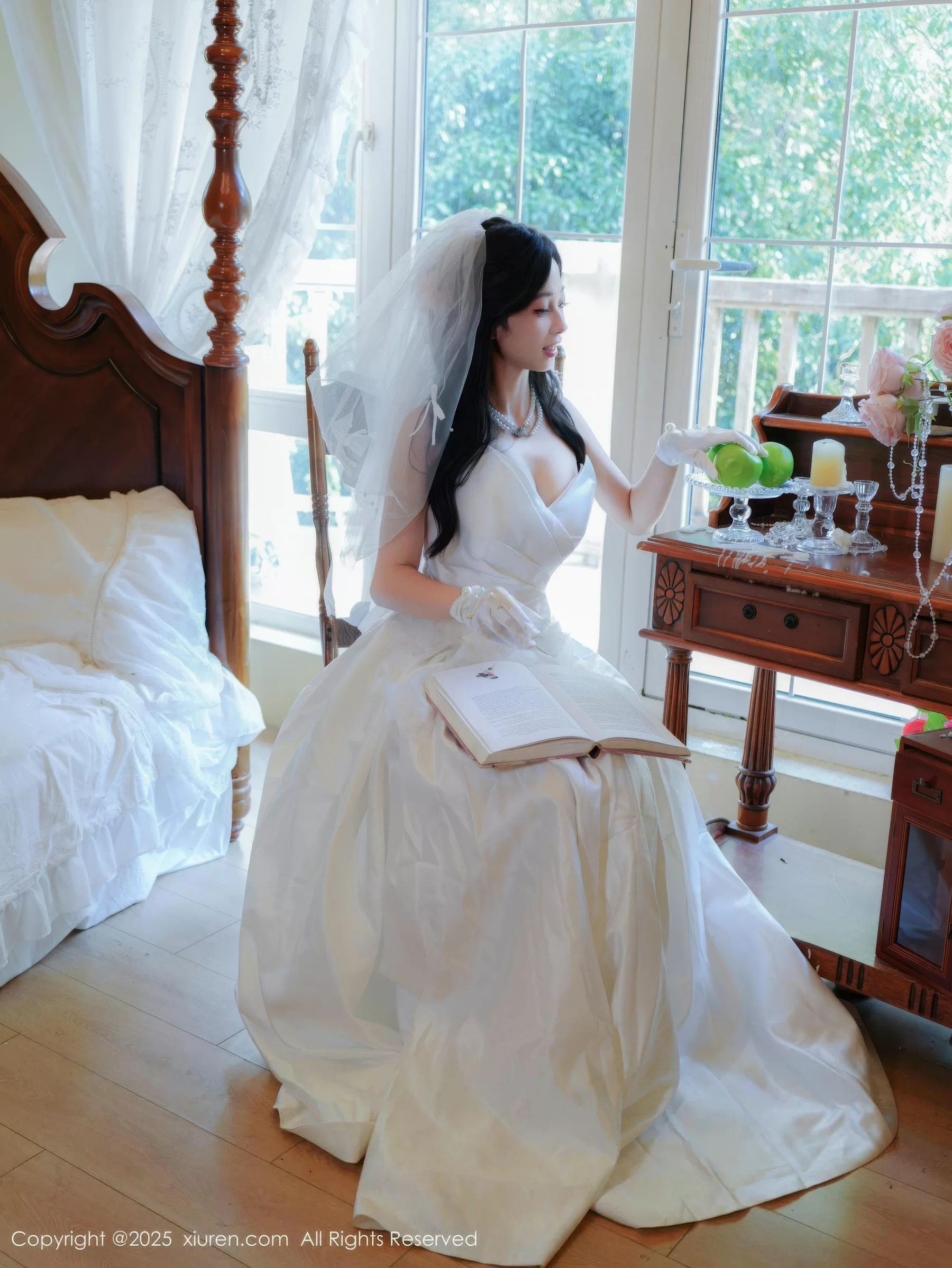 [XiuRen秀人网] 2025.09.16 No.10769 朱朱molly 白色婚纱搭 [54P] NO.12