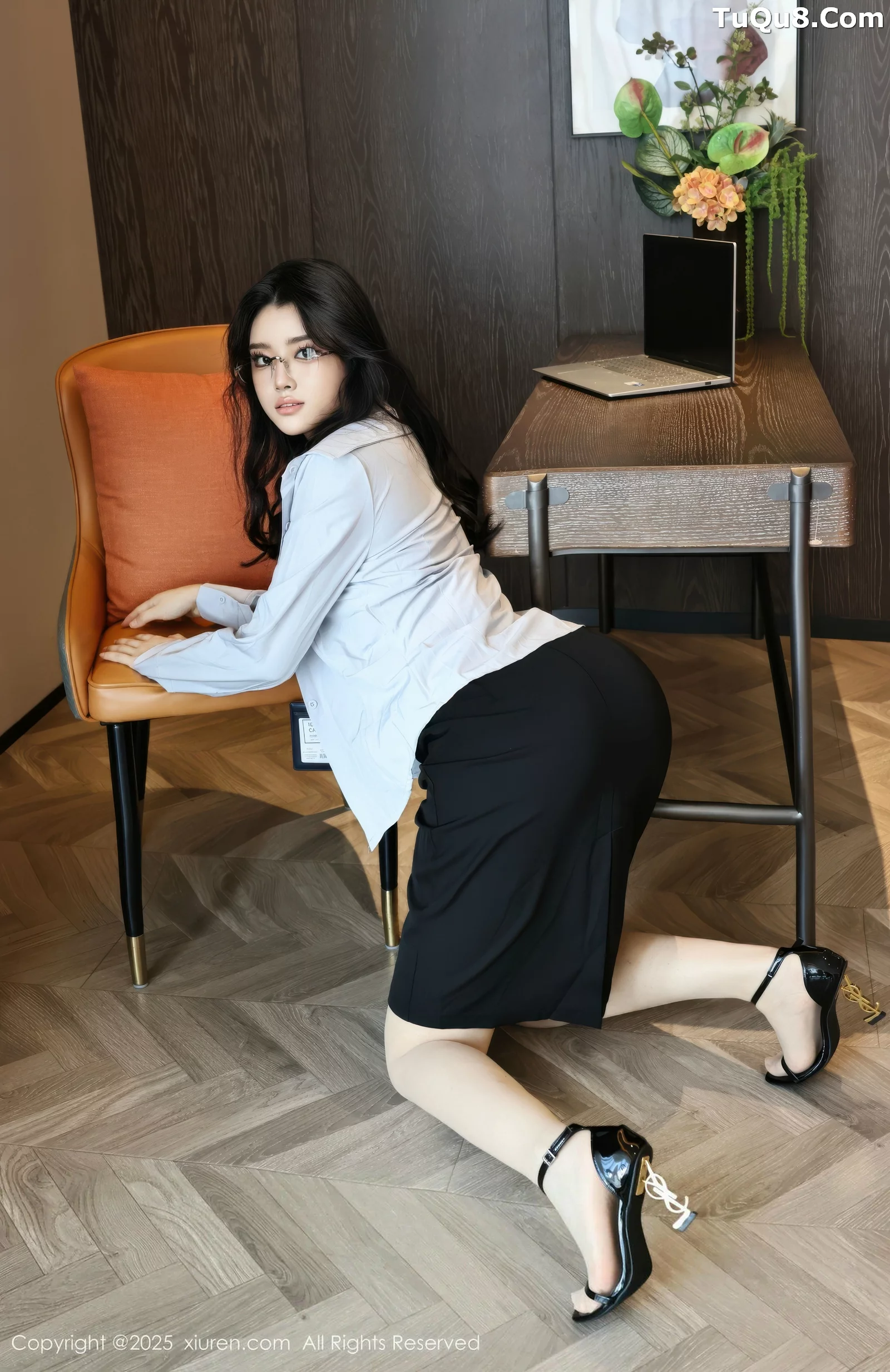 [XiuRen秀人网] 2025.08.21 No.10674 糯梨子 性感OL [60P] NO.11