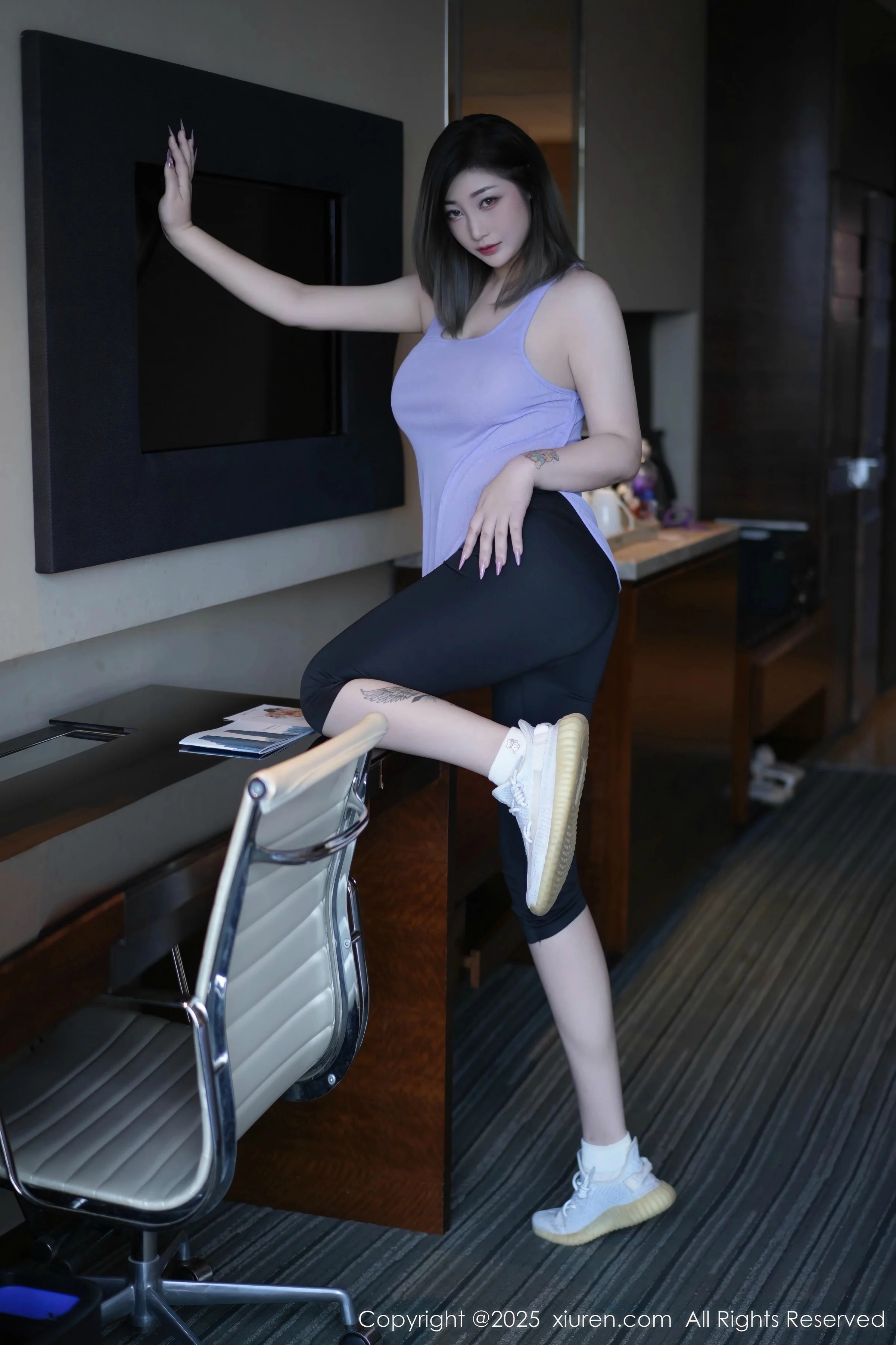 [XiuRen秀人网] 2025.08.22 No.10682 妲己_Toxic 性感紫灰 [52P] NO.5