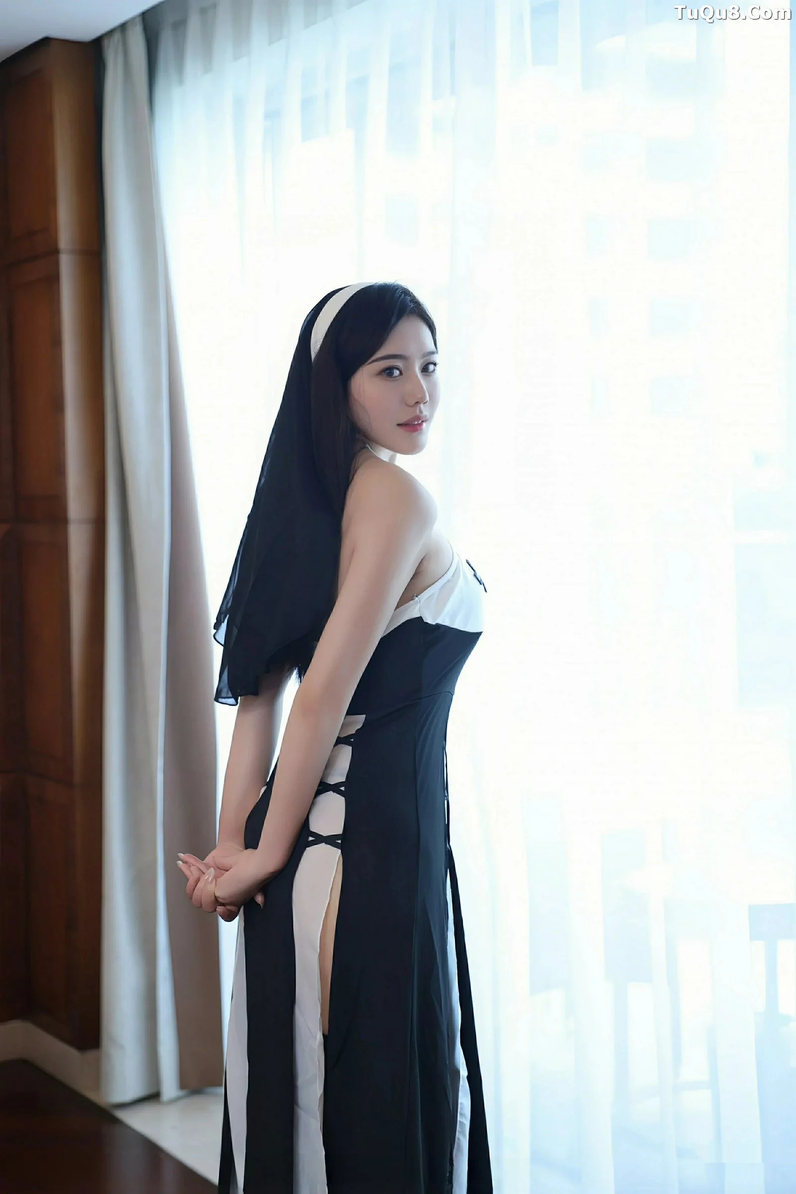 [XiuRen秀人网] 2025.08.26 No.10690 白薇薇vcvc 黑白修女 [71P] NO.4