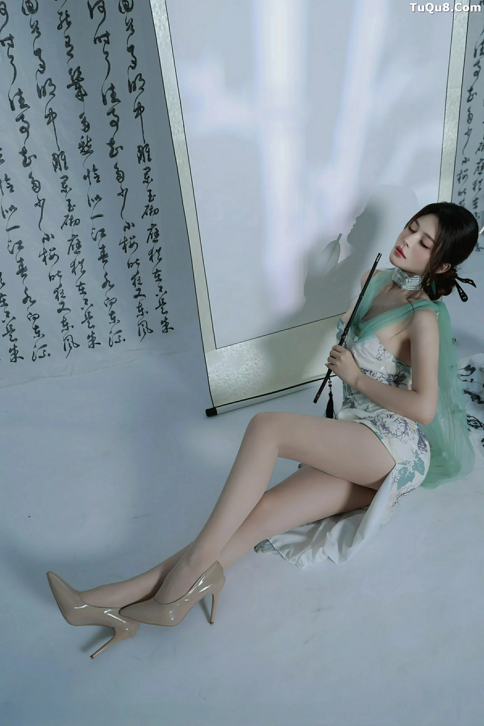 [XiuRen秀人网] 2025.08.27 No.10694 阿依莎 浅色古风 [82P] NO.7