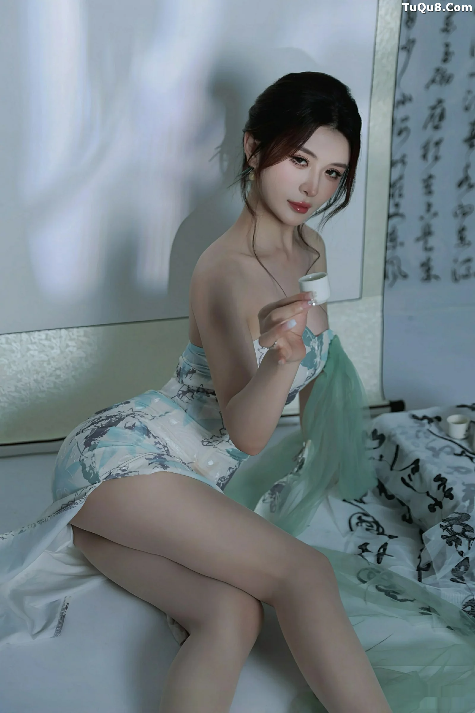 [XiuRen秀人网] 2025.08.27 No.10694 阿依莎 浅色古风 [82P] NO.2