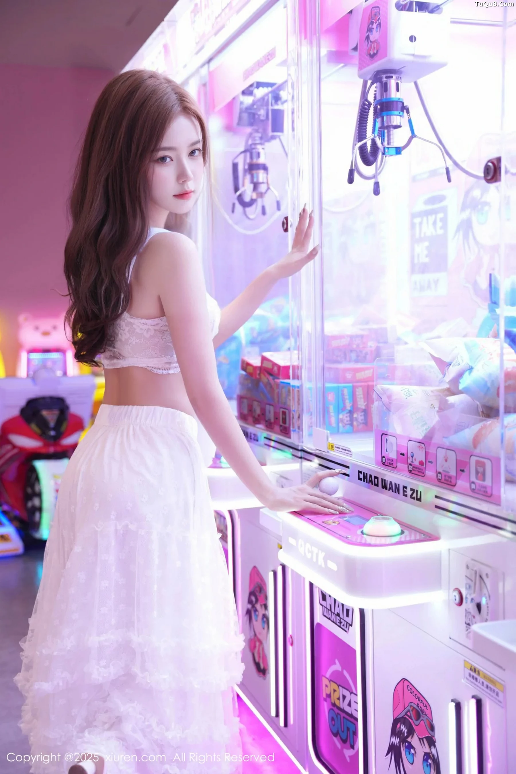 [XiuRen秀人网] 2025.09.22 No.10791 拍黄瓜girl 白色连衣裙 [74P] NO.2