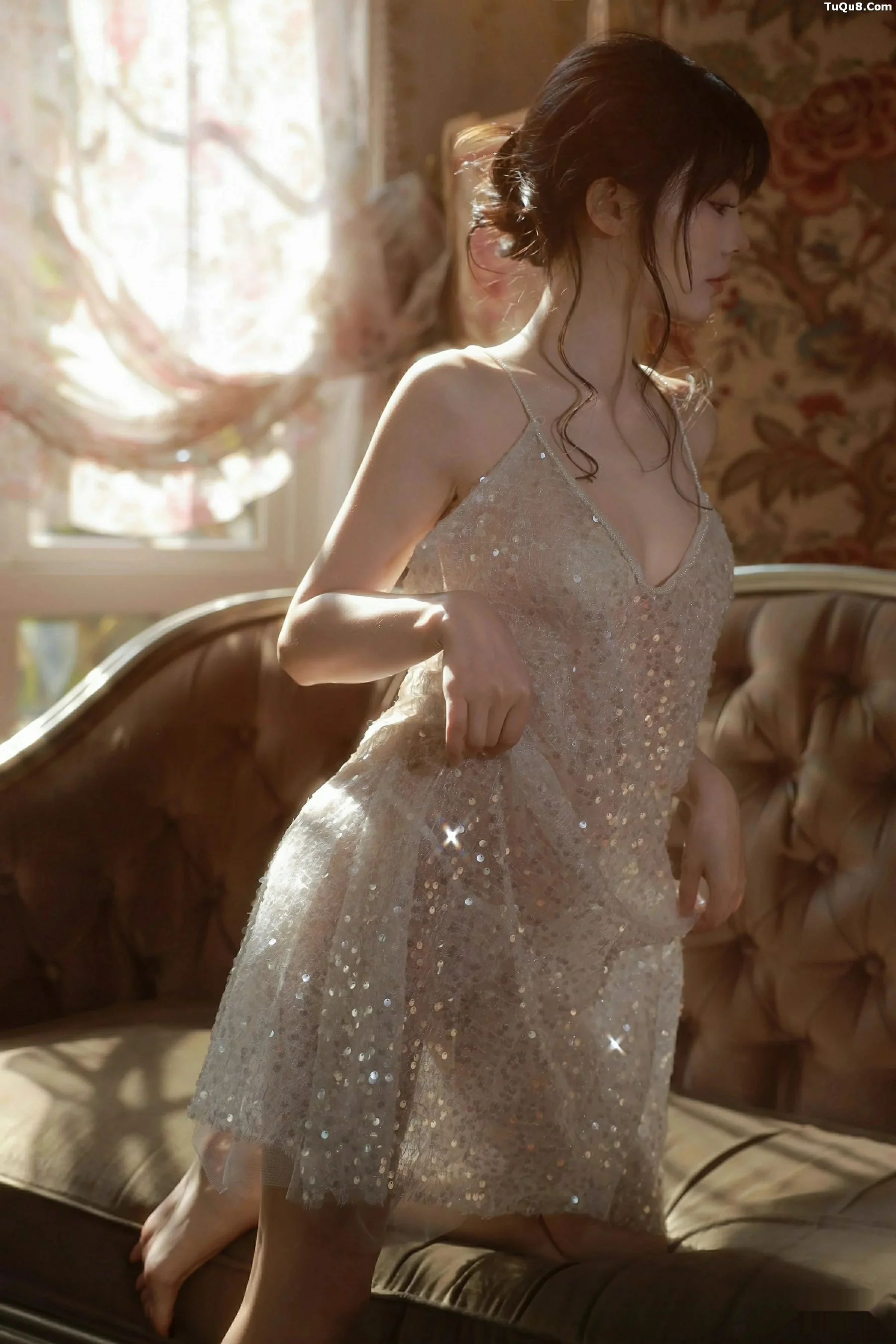 [XiuRen秀人网] 2025.09.24 No.10799 佘贝拉Bella 连衣短裙 [73P] NO.10