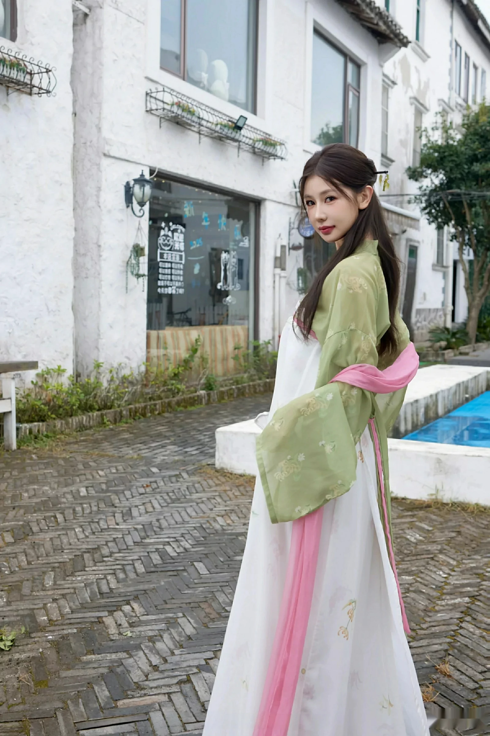 [XiuRen秀人网] 2025.09.30 No.10834 尹甜甜sunny 性感汉服 [83P] NO.9