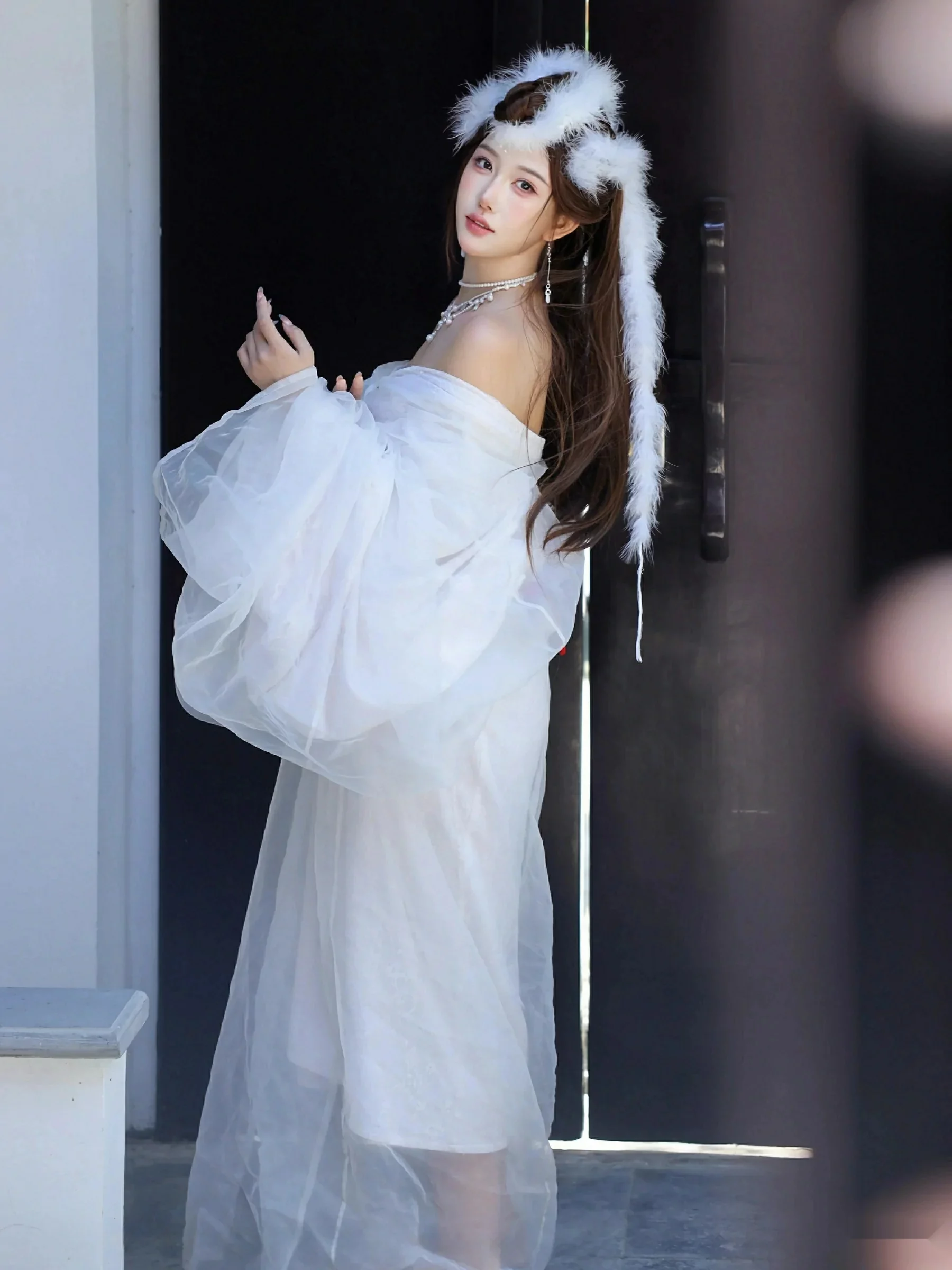 [XiuRen秀人网] 2025.10.09 No.10843 金允希Yuki 低胸长裙 [78P] NO.3