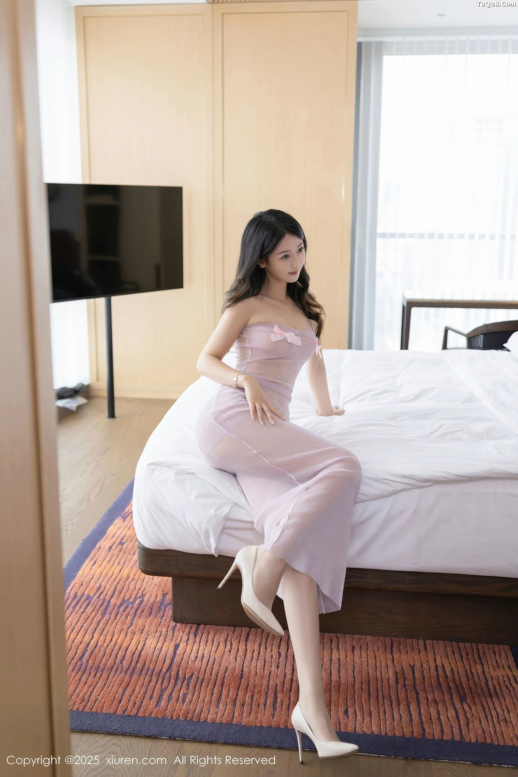 [XiuRen秀人网] 2025.10.09 No.10844 唐安琪 粉色连衣裙 [77P] NO.10