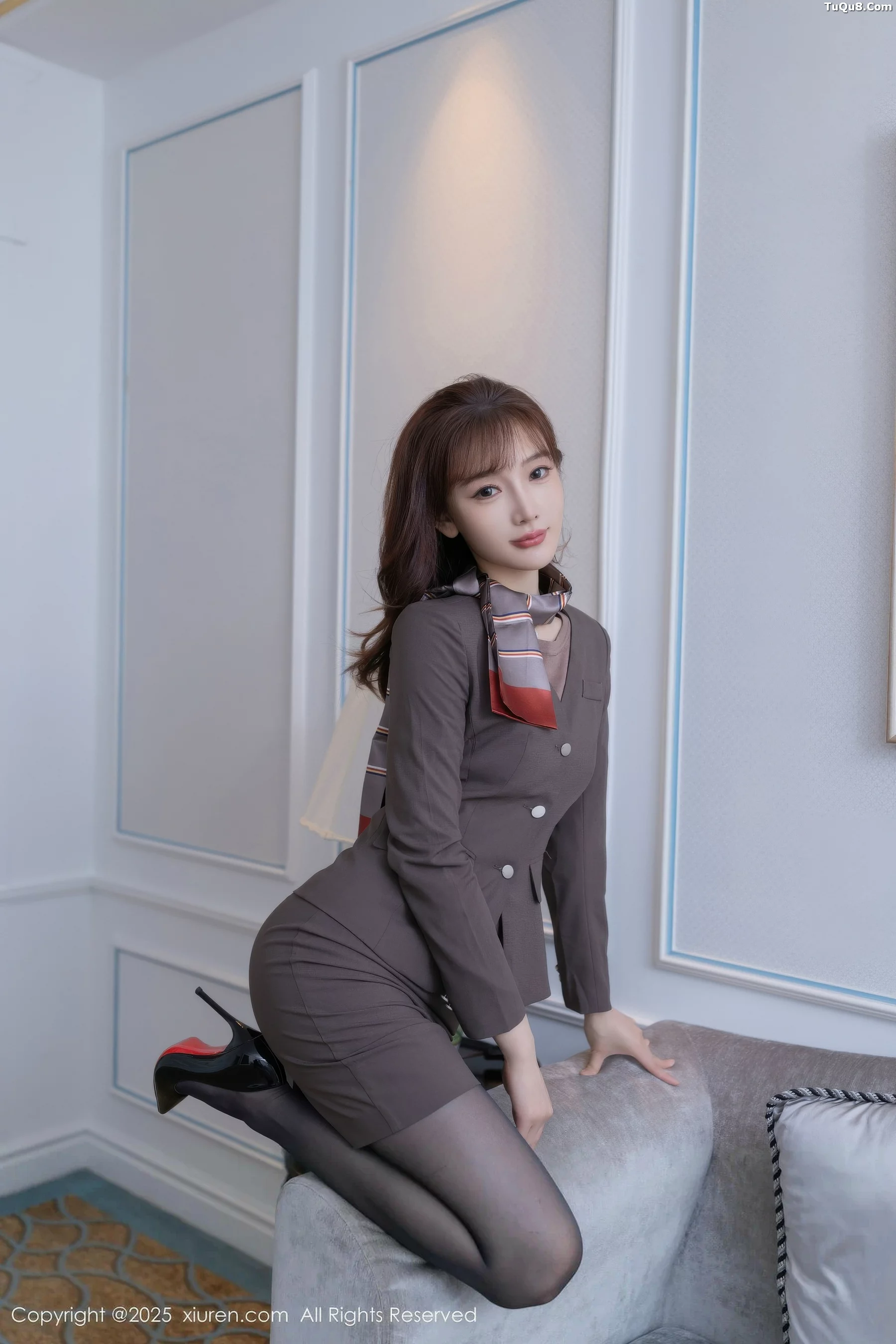 [XiuRen秀人网] 2025.10.10 No.10850 陆萱萱 性感OL [78P] NO.6