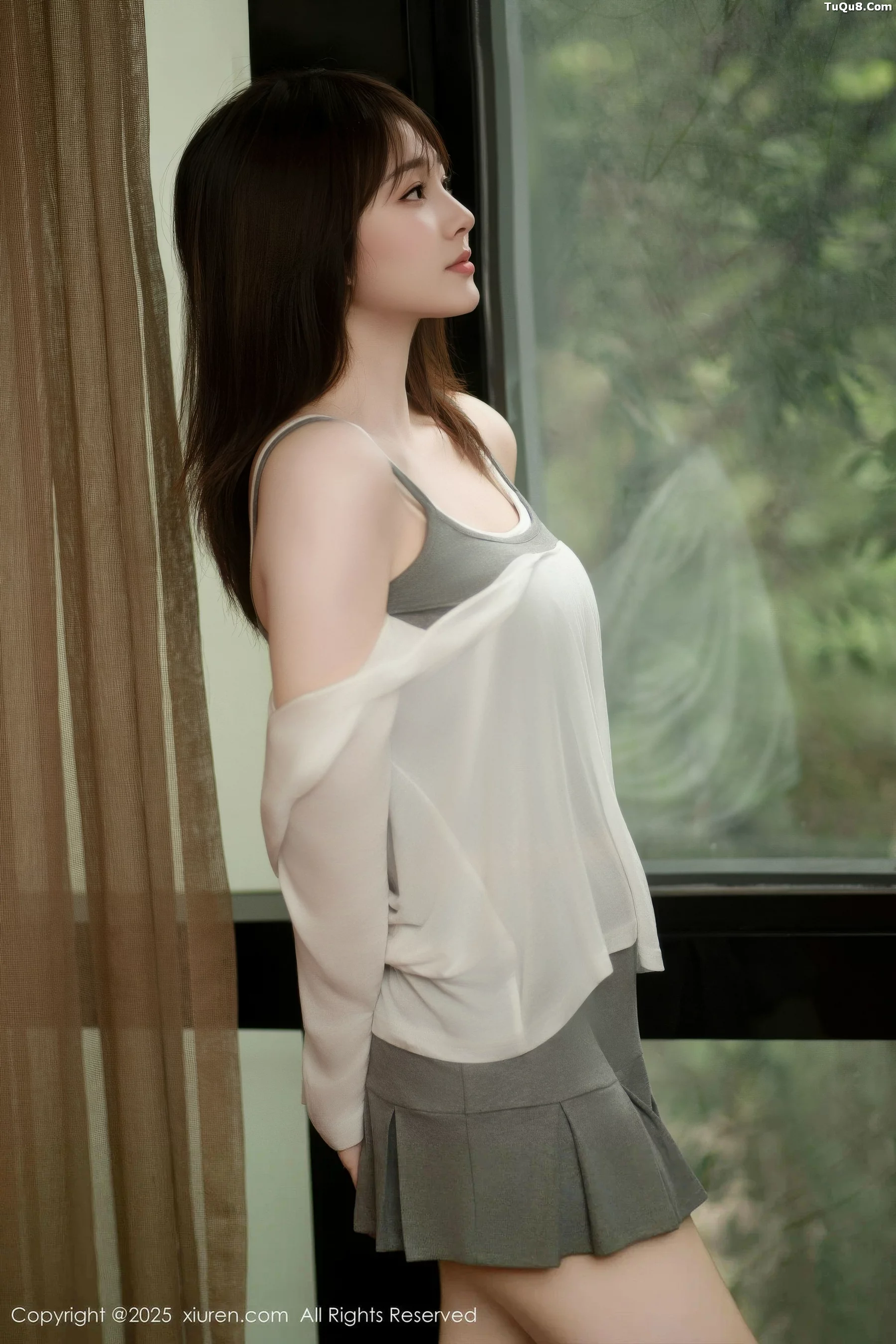 [XiuRen秀人网] 2025.10.10 No.10845 炎恬kitty 浅色短裙 [68P] NO.11